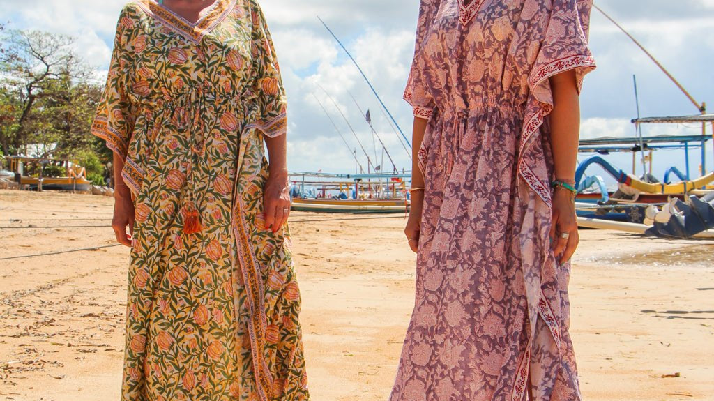 How to wear a kaftan dress