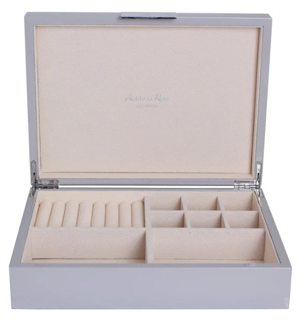 Chiffon high-gloss lacquer jewellery box lined in cream suede