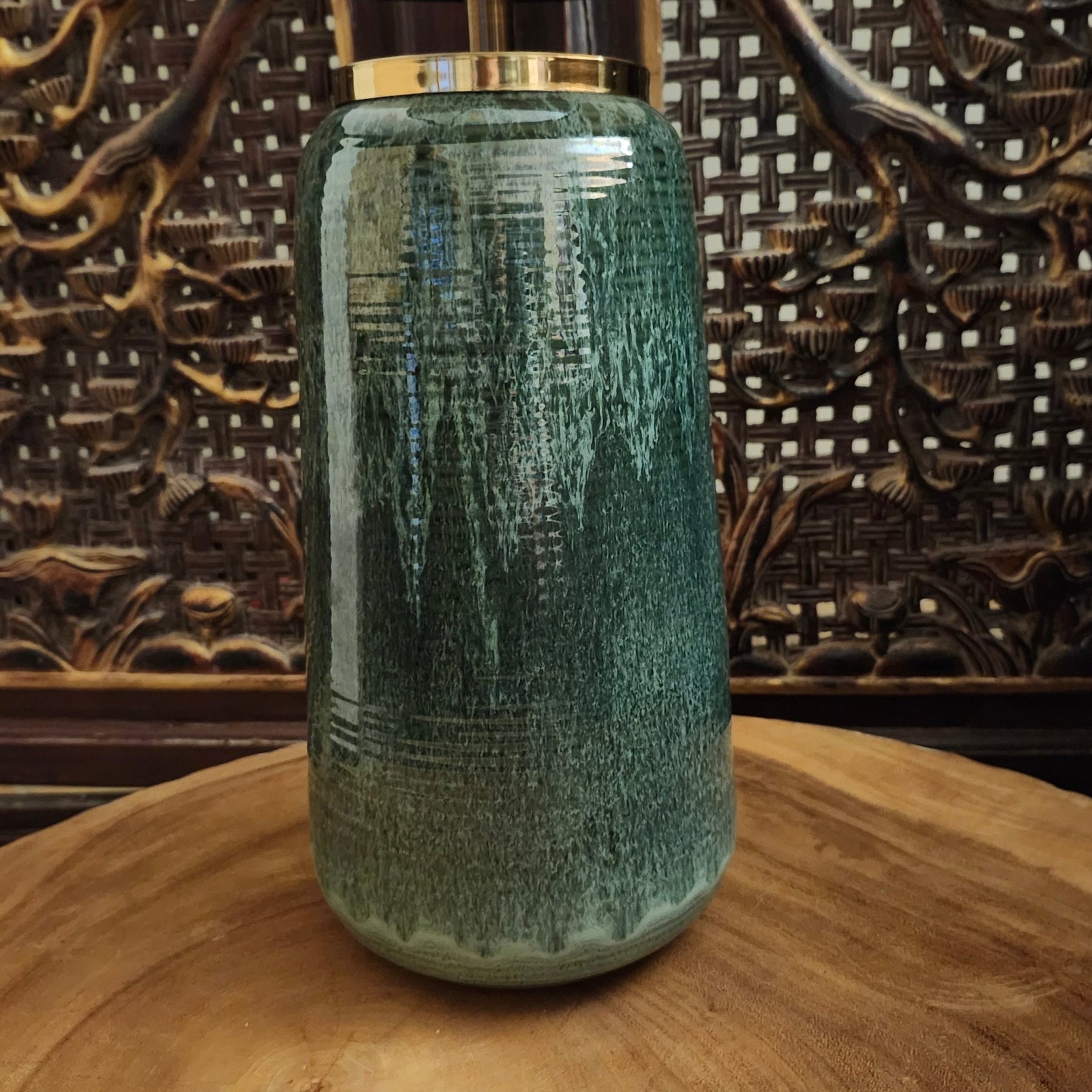 Annam ceramic table lamp in jade green glaze, handmade in Vietnam