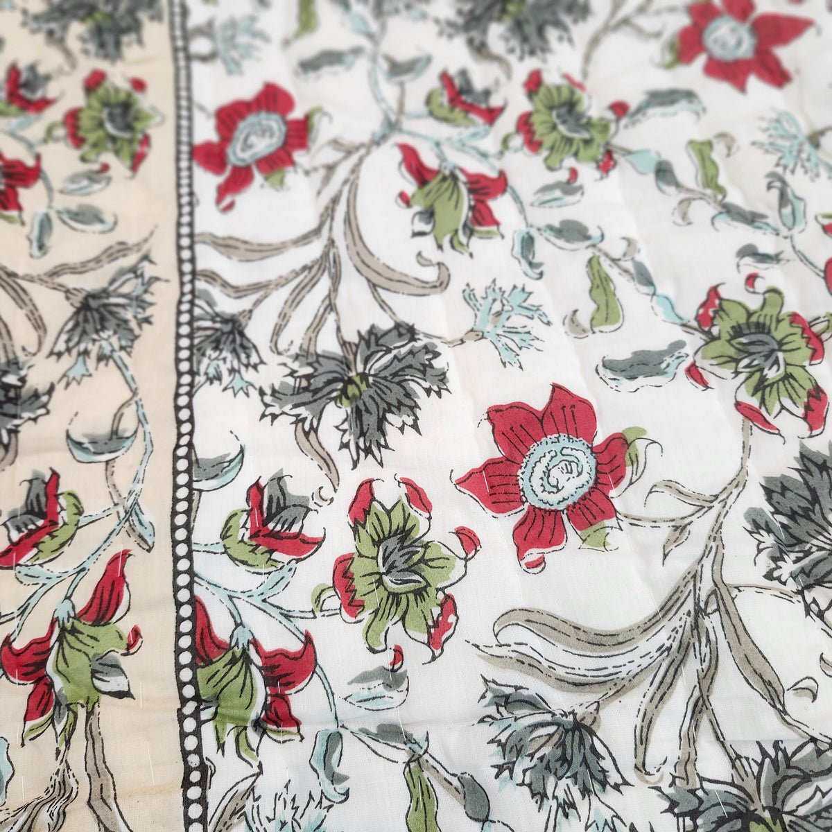Mughal floral block-print quilt, white background reverse