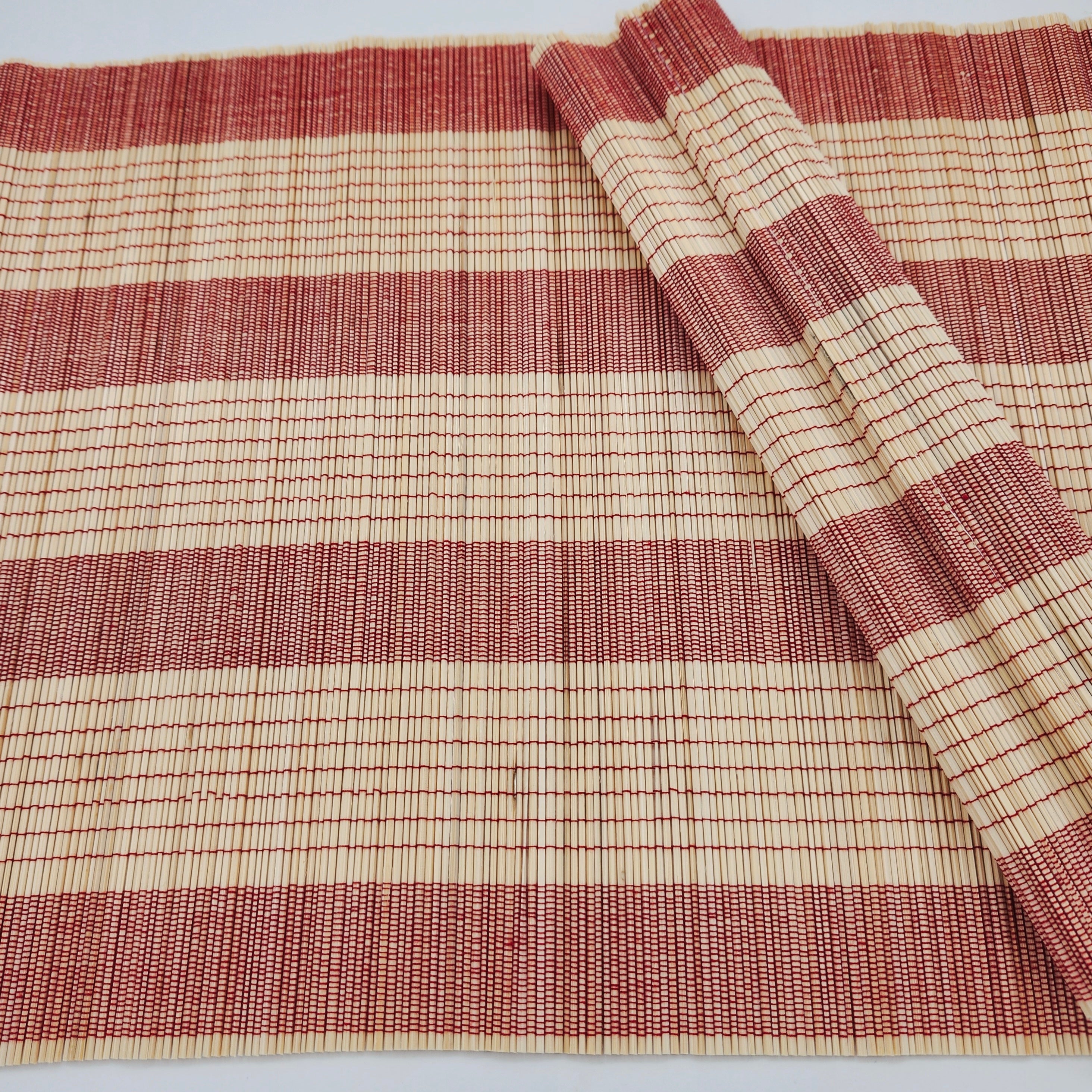Cherry red woven bamboo placemat, 38 x 30 cm