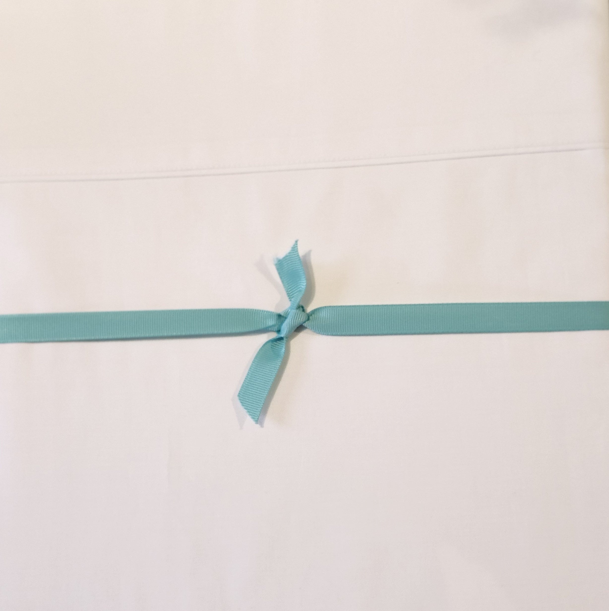 Egyptian cotton flat sheet in white, 100% percale with 310 thread count, easy-care finish