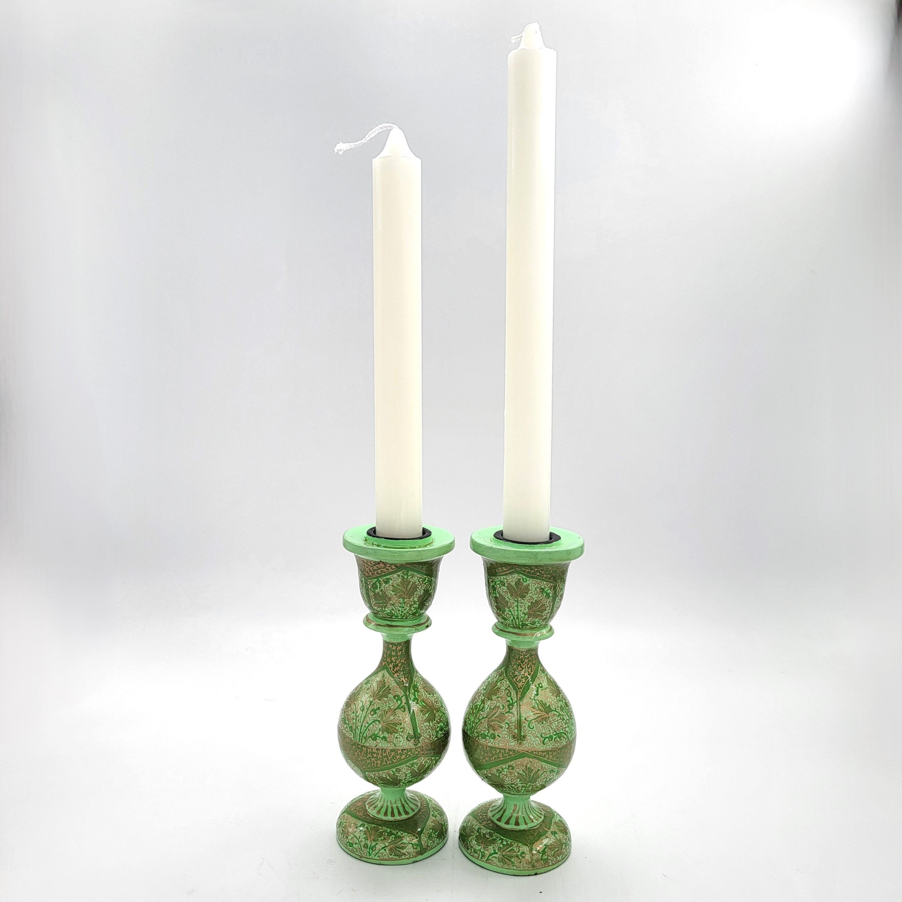 Hand-painted green candle stick with gold floral pattern, papier mache, 15 cm, India