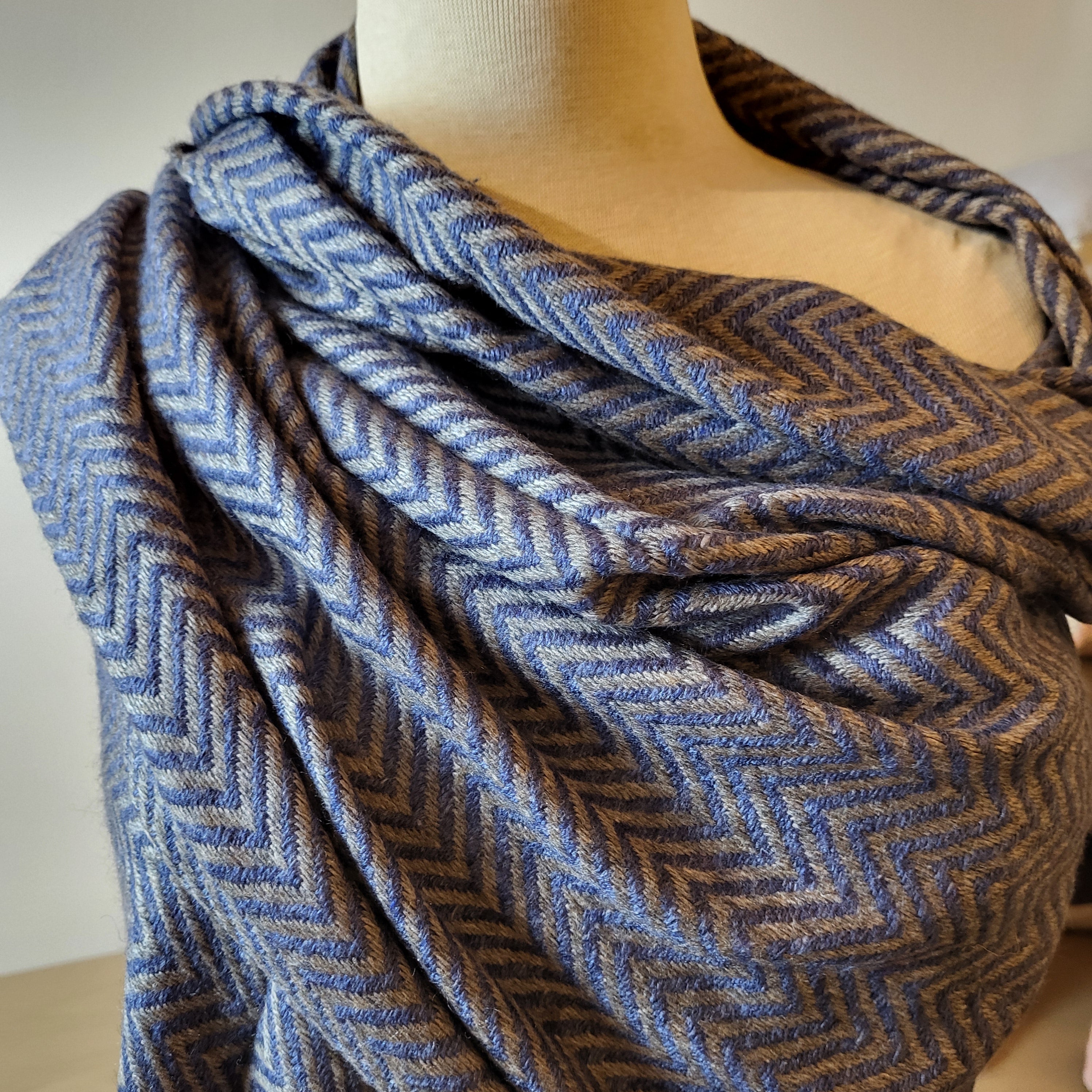 Cashmere herringbone shawl in denim blue