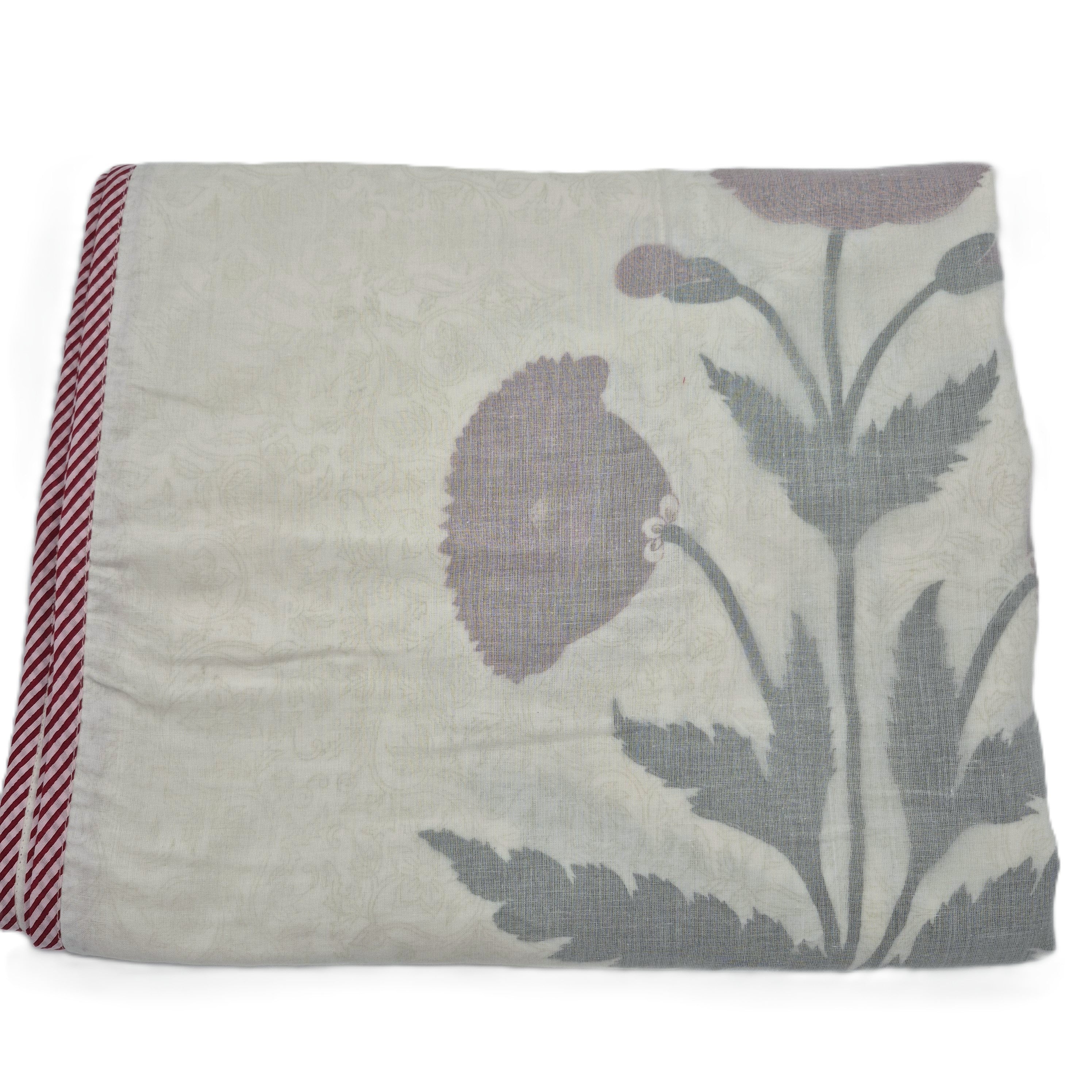 Single block-print cotton dohar blanket with a poppy print, 150 x 225 cm, a light alternative to a duvet