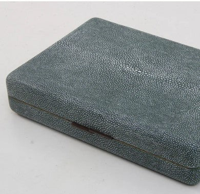 Travel backgammon set in Lincoln green faux shagreen, 25.5 x 17 x 5 cm, open view