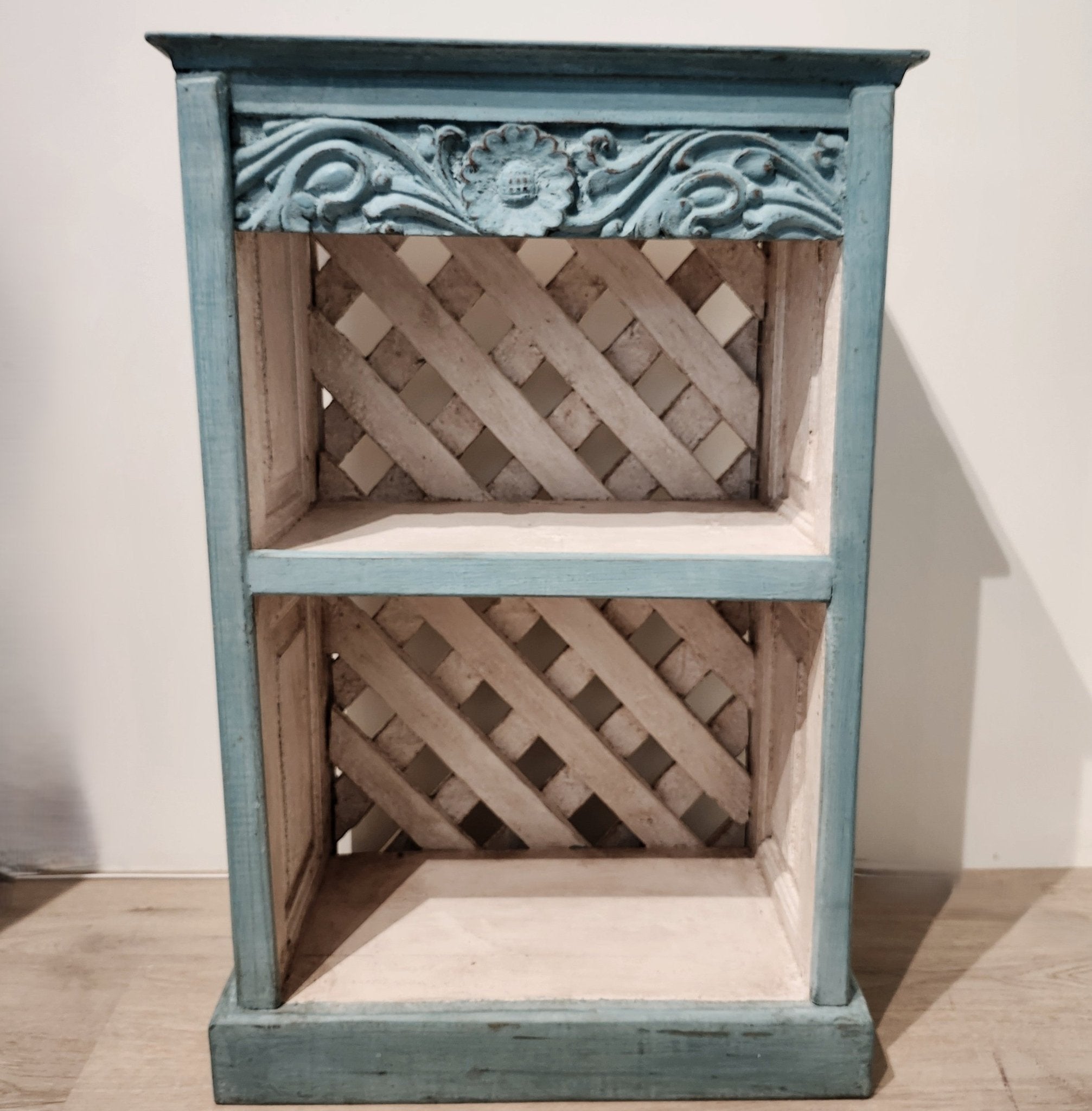 Small aqua painted shelf, slatted back, vintage teak, detail view