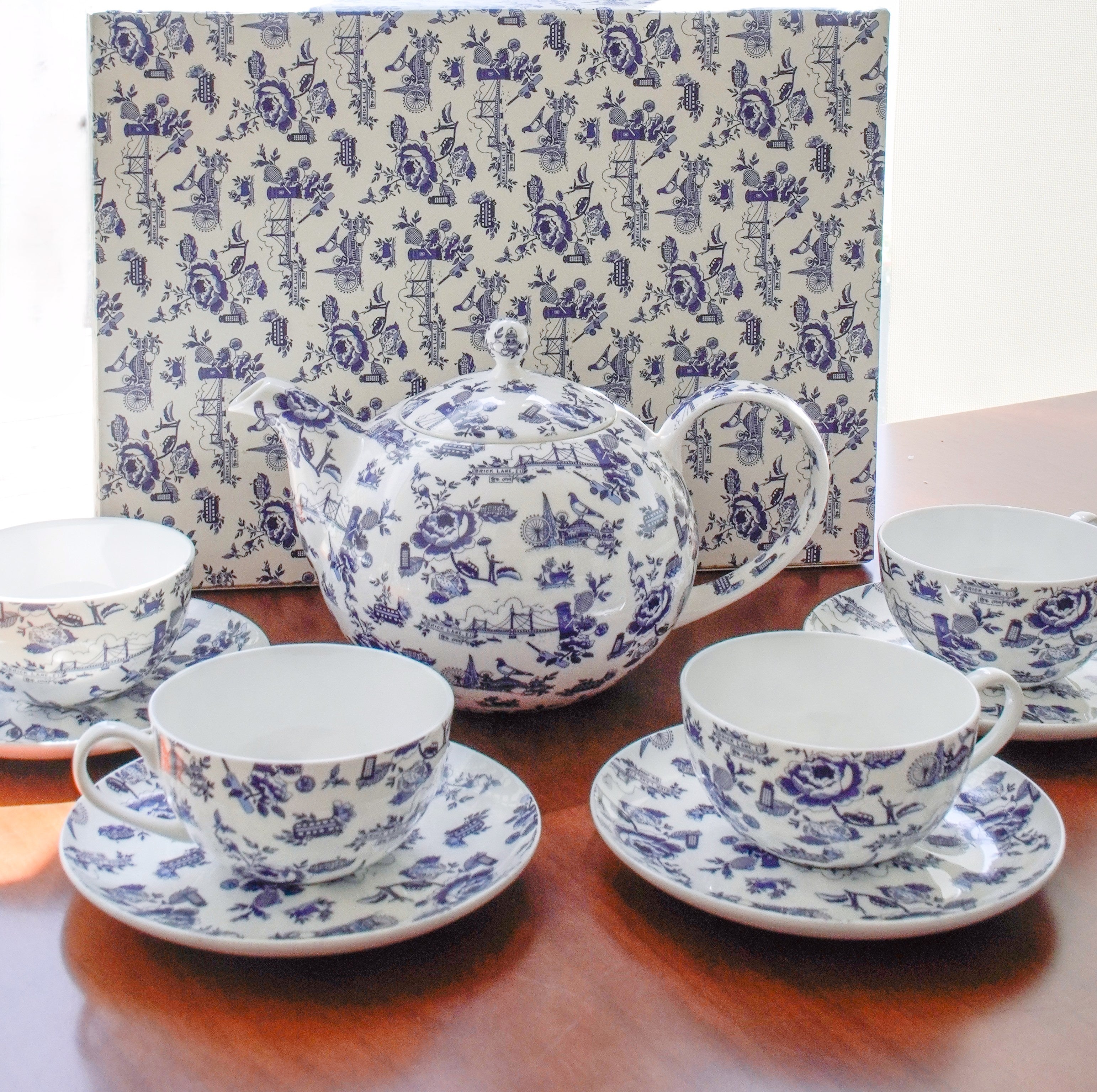 Blue and white London Toile teacup set with matching teapot and gift box