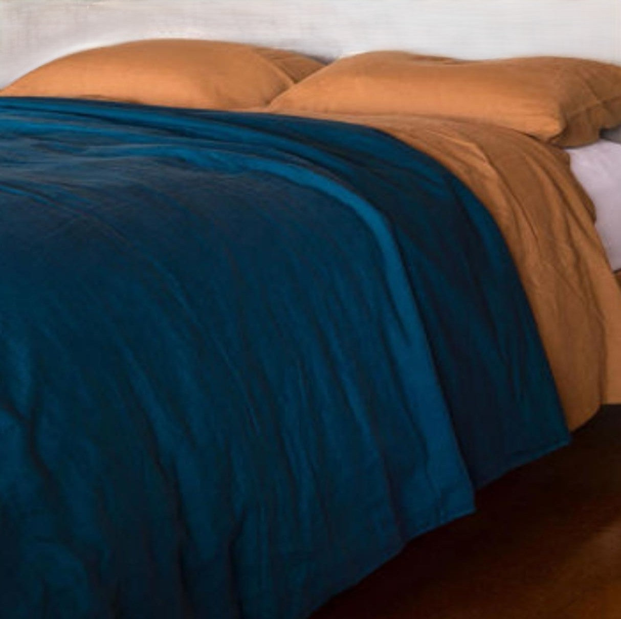 Sea linen bedspread, blue indigo linen with cotton backing, detail