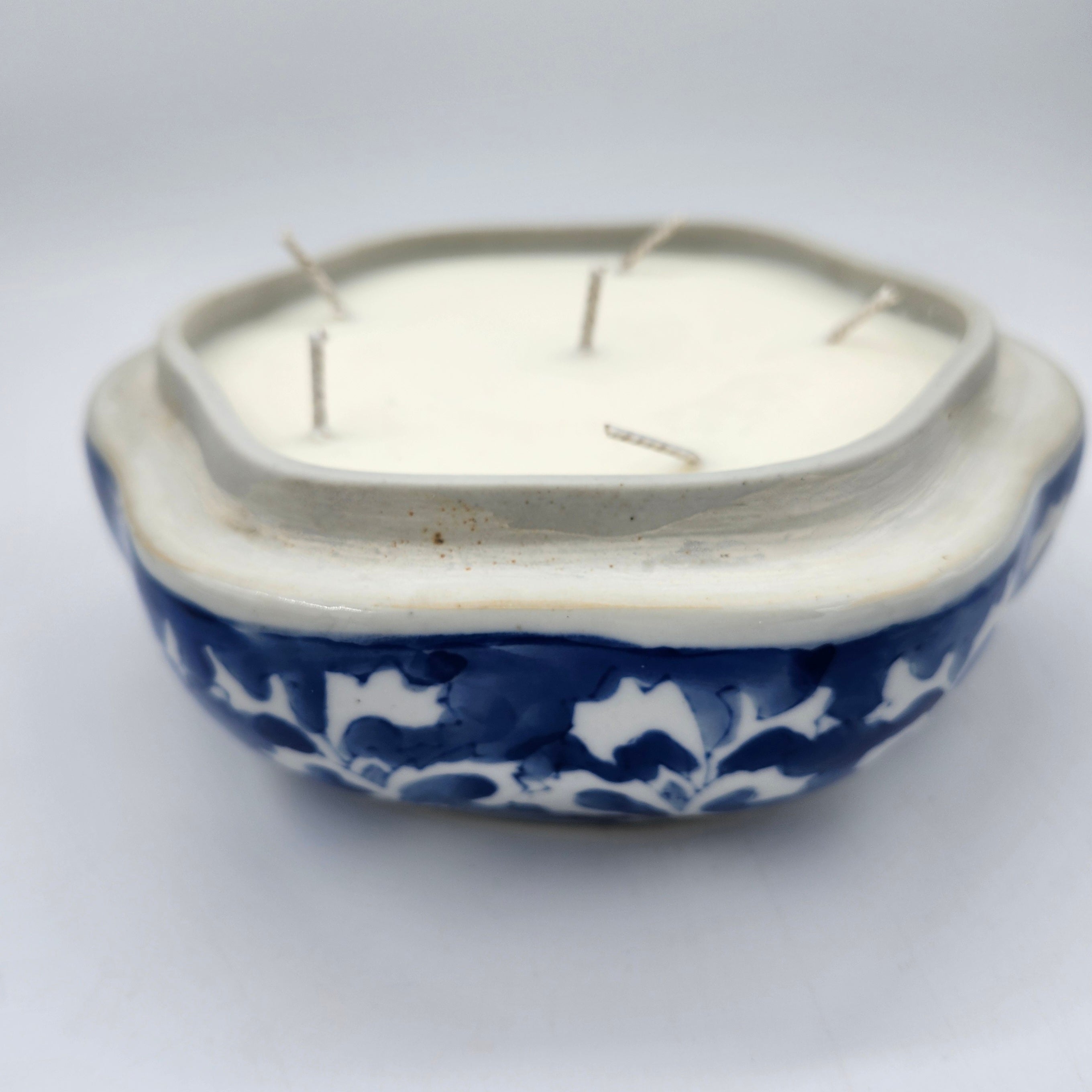 Pumpkin Pot candle, pumpkin-shaped lidded pot, detail