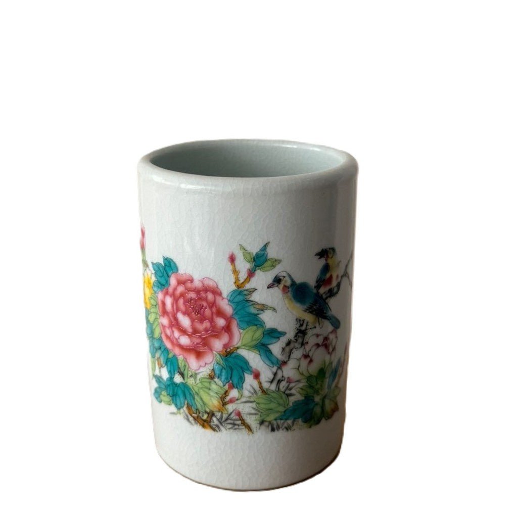 Birds scented candle in ceramic jar hand-painted with birds, leaves and flowers, Tiger's Head scent
