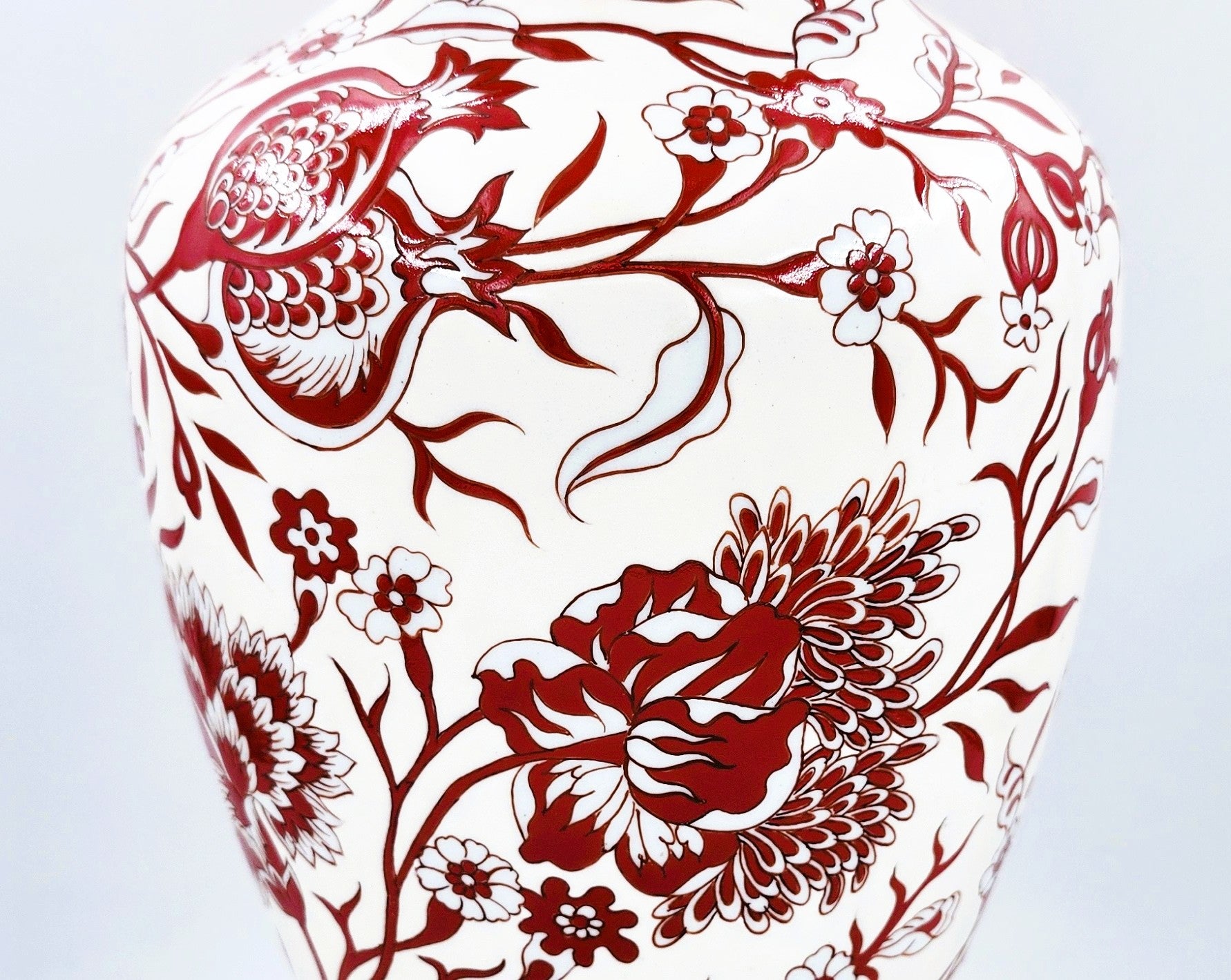 Pair of pomegranate porcelain vases, hand-painted detail