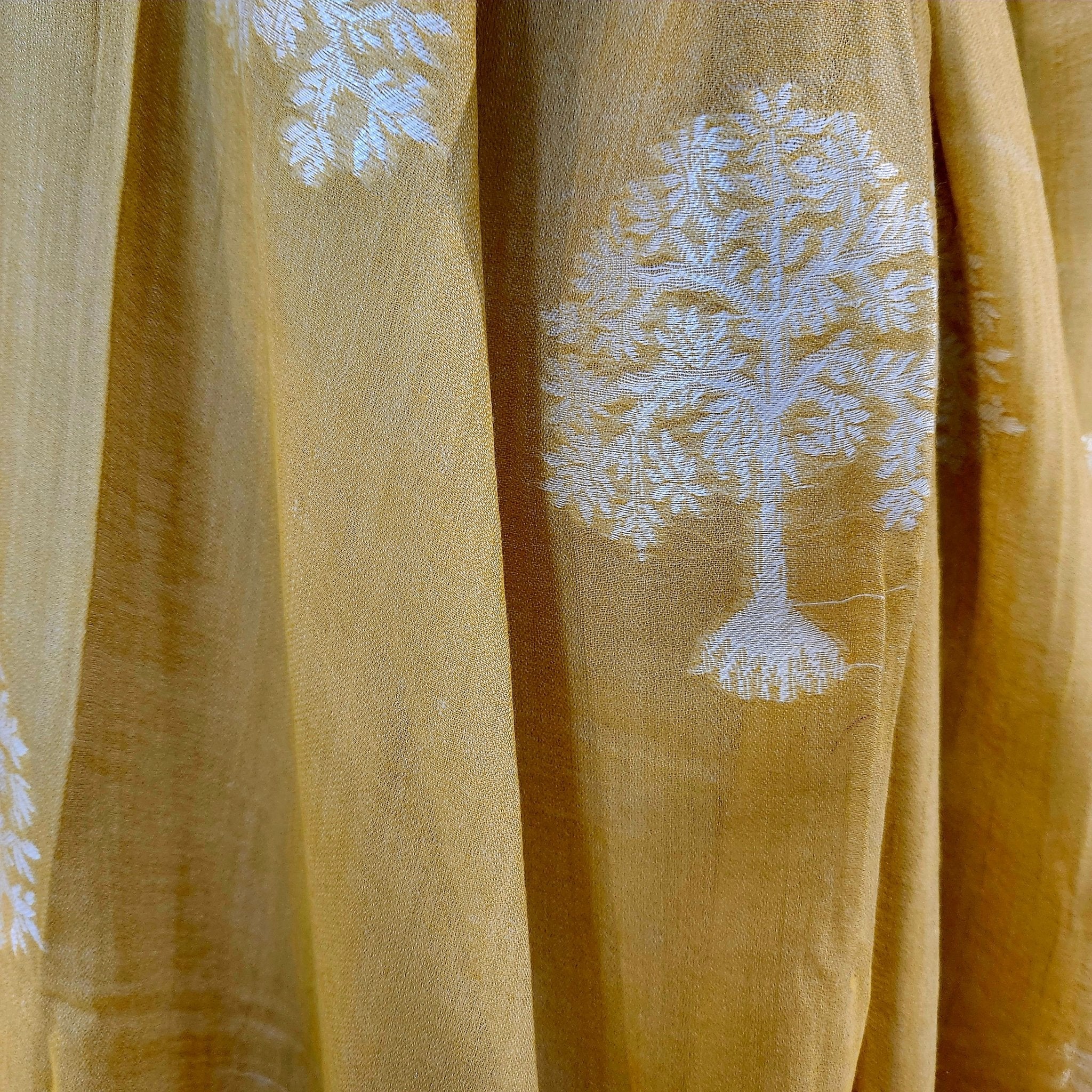 Tree embroidered pashmina in mustard with white thread, 107 x 210 cm, 100% pure pashmina