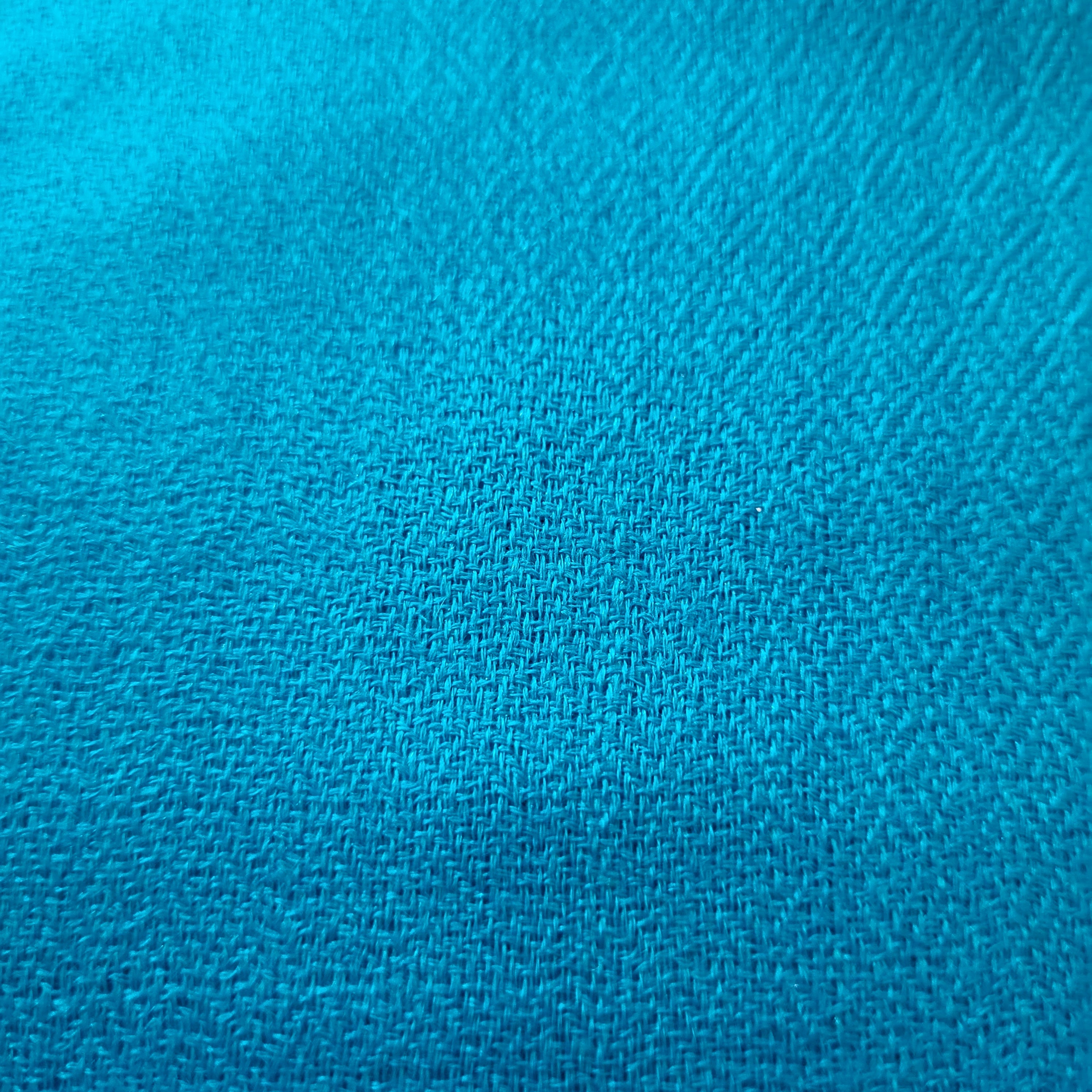 Turquoise plain pashmina shawl in the finest 100% pashmina, soft, lightweight and easy to wear many ways