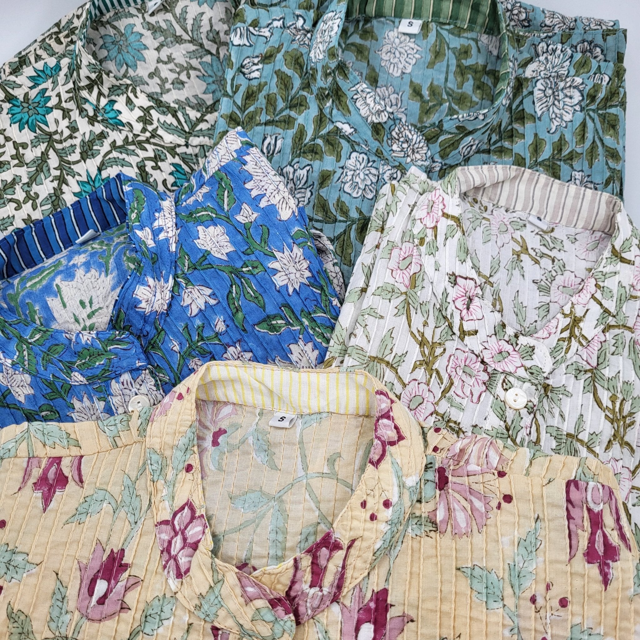 Pleated block-print cotton shirt with a mandarin collar