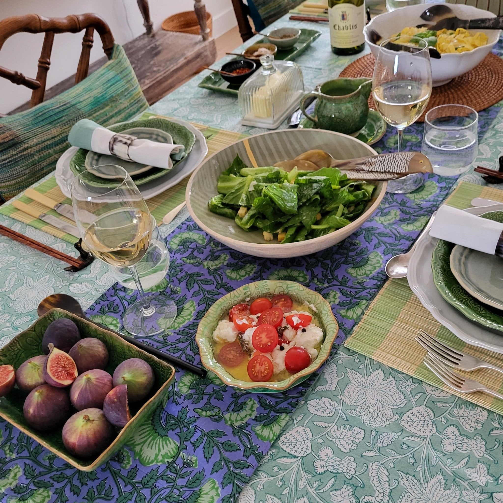 Sthal seaweed small gratin dish styled on a set dining table