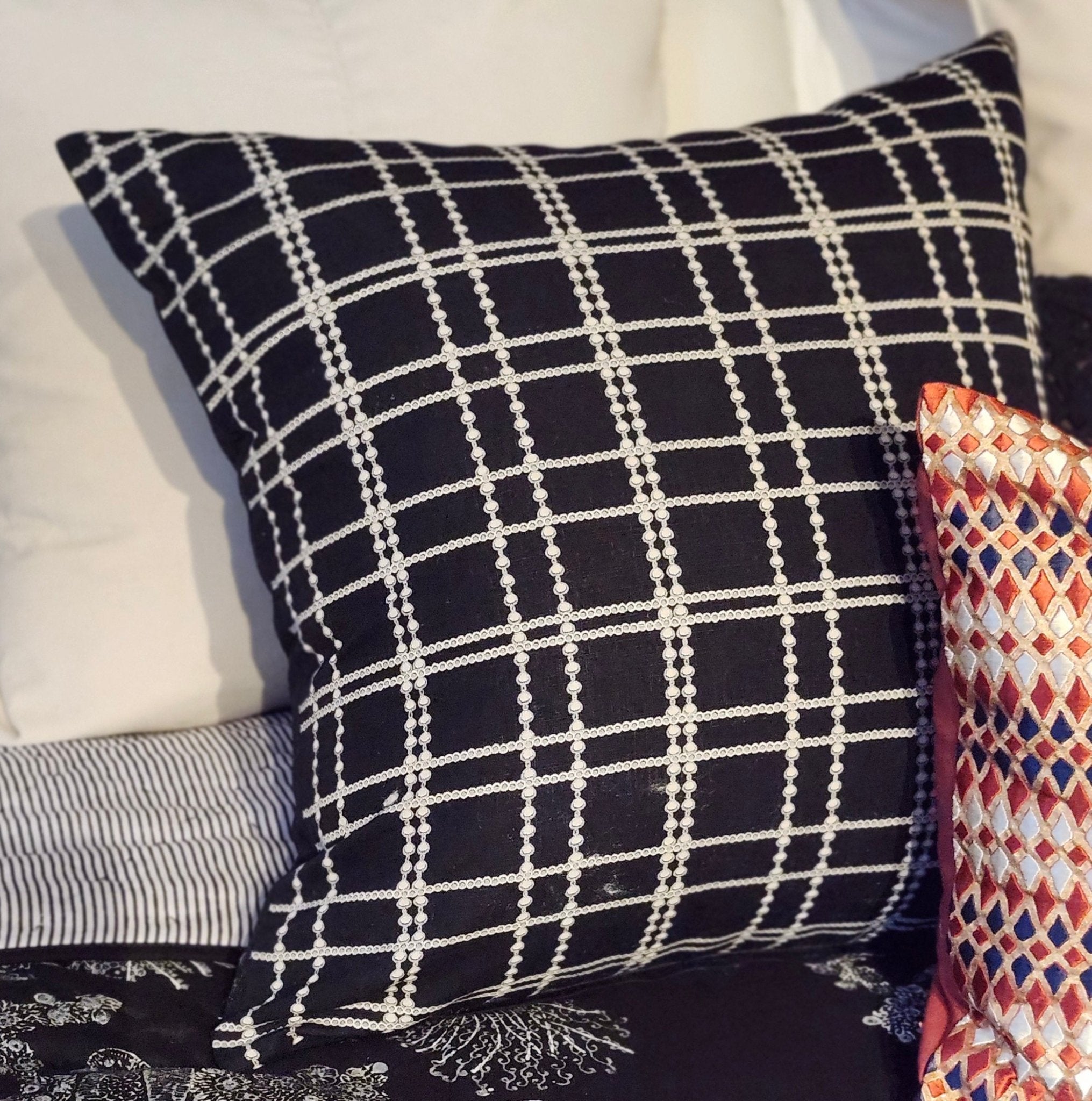 Plaid-effect cotton-linen cushion cover