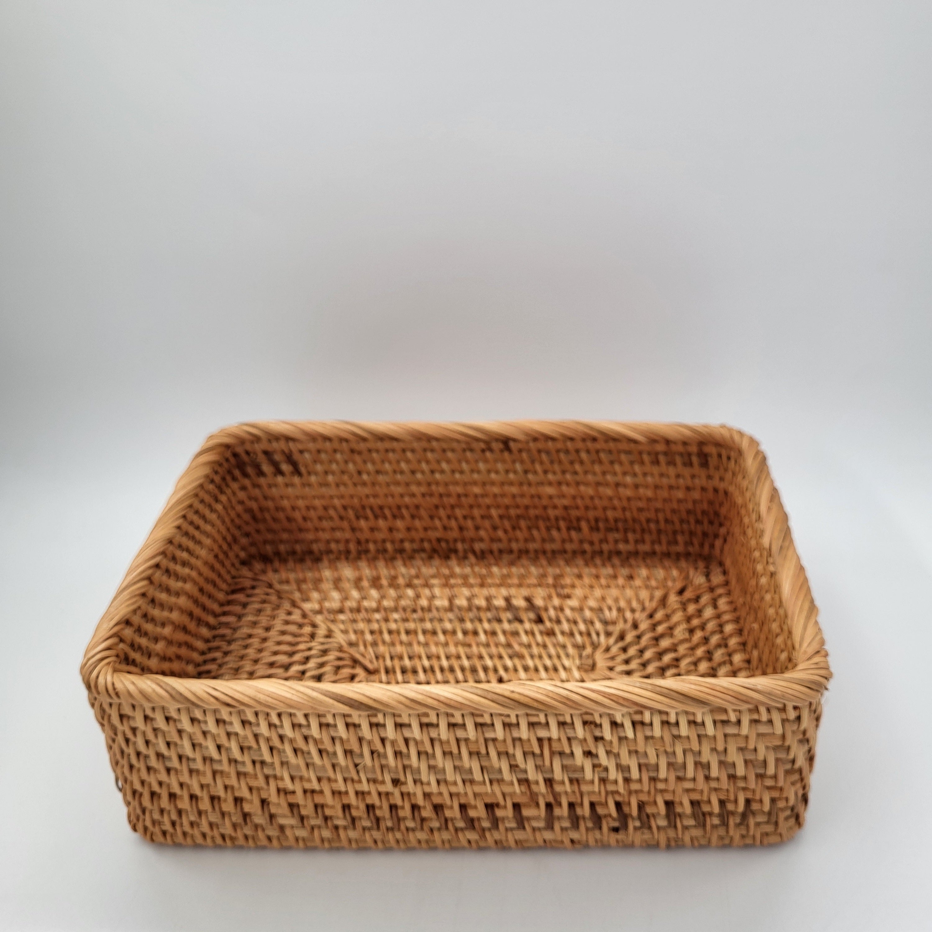 Rattan rectangular basket, natural rattan, for storage or serving