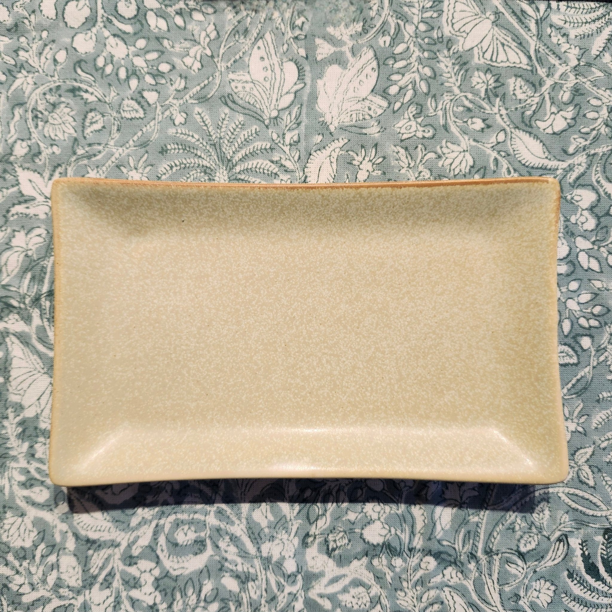 Rectangular ceramic dish in taupe, matte finish, 19 x 11.2 cm