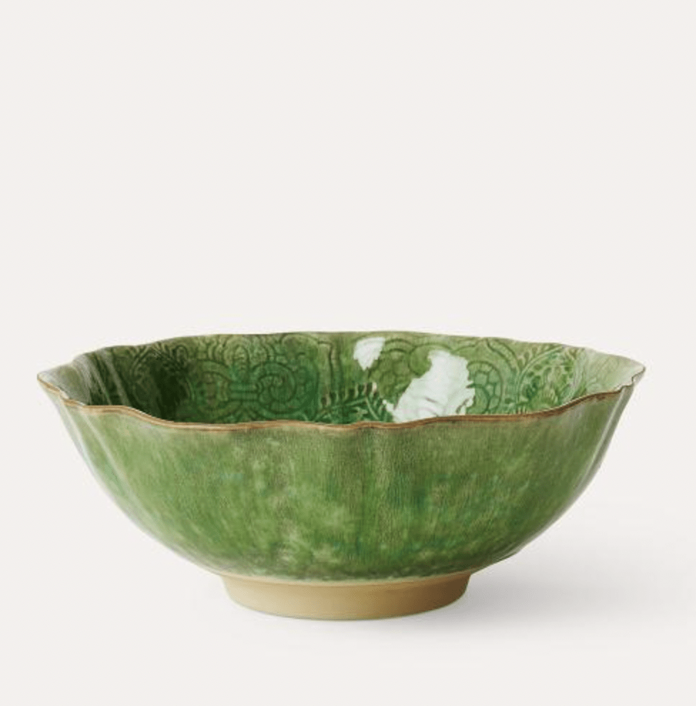 Sthal seaweed serving bowl with scalloped edge, 26cm white stoneware, made in Portugal
