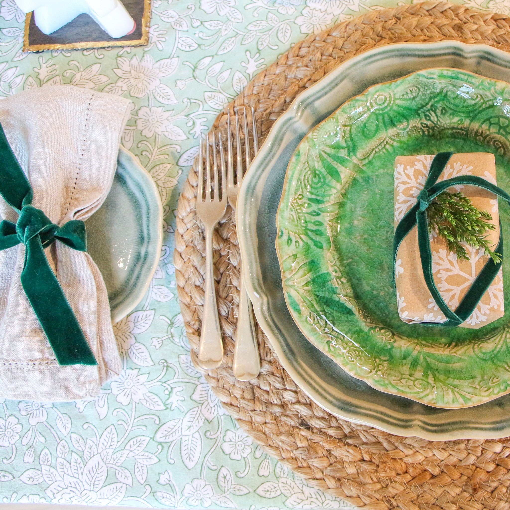 Sthal seaweed salad plate, 23cm stoneware, styled detail