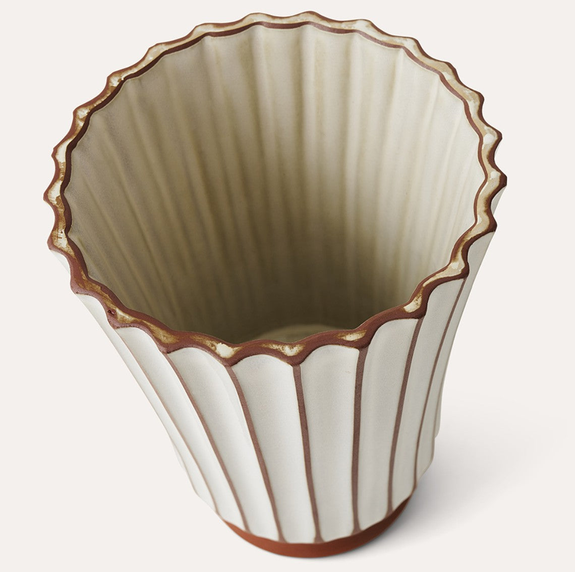 Putty Salon high vase, ribbed fluted terracotta, detail