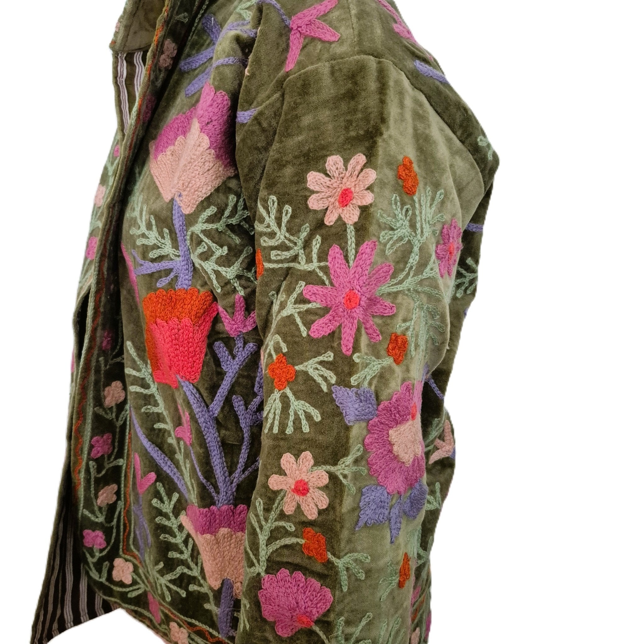 Embroidered suzani jacket in green velvet with floral embroidery