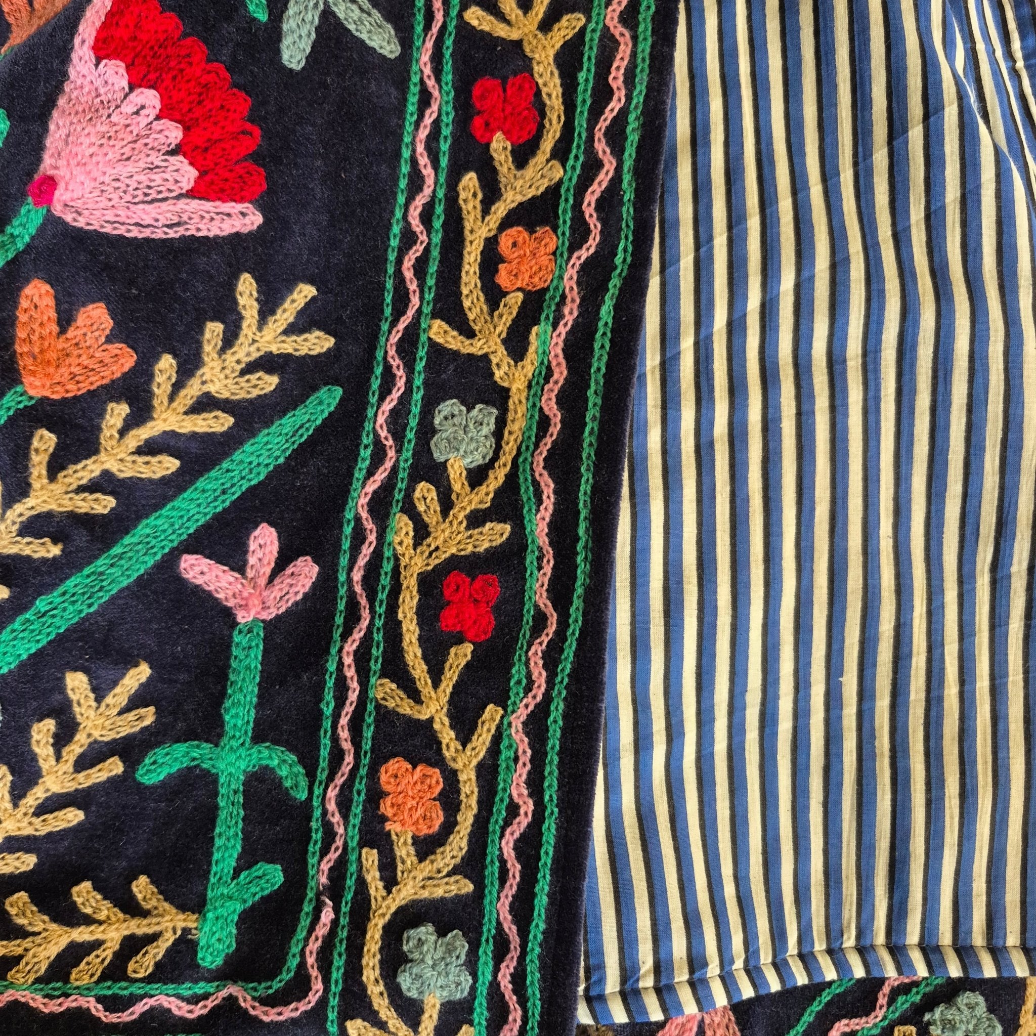 Navy suzani velvet jacket, two pockets, detail
