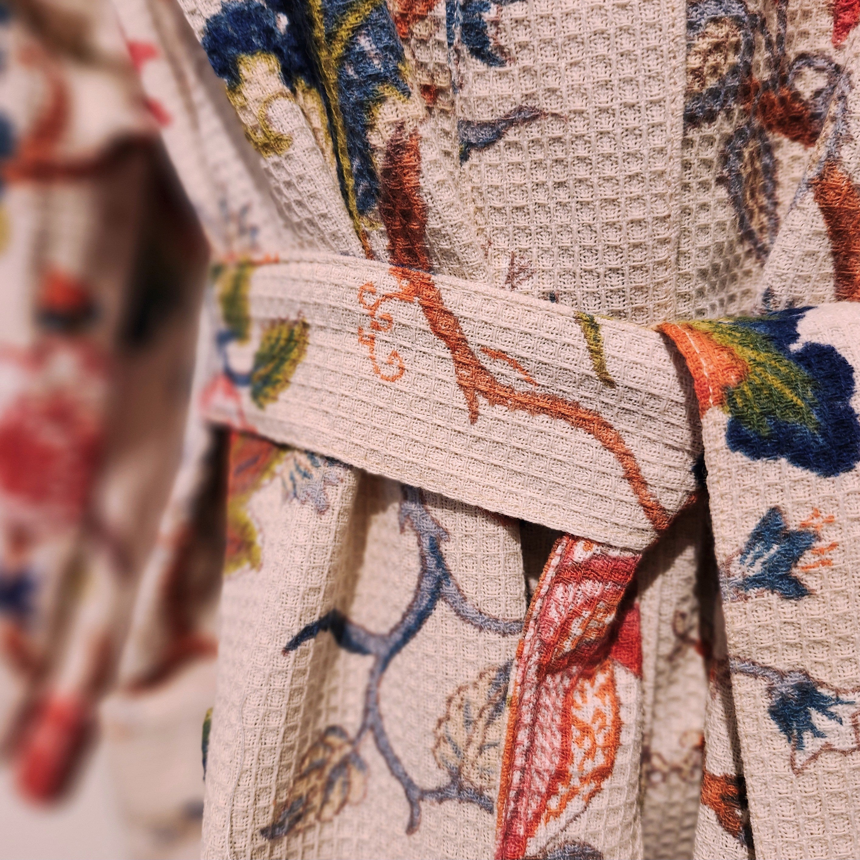 Waffle cotton dressing gown with a pink tropical flower block print