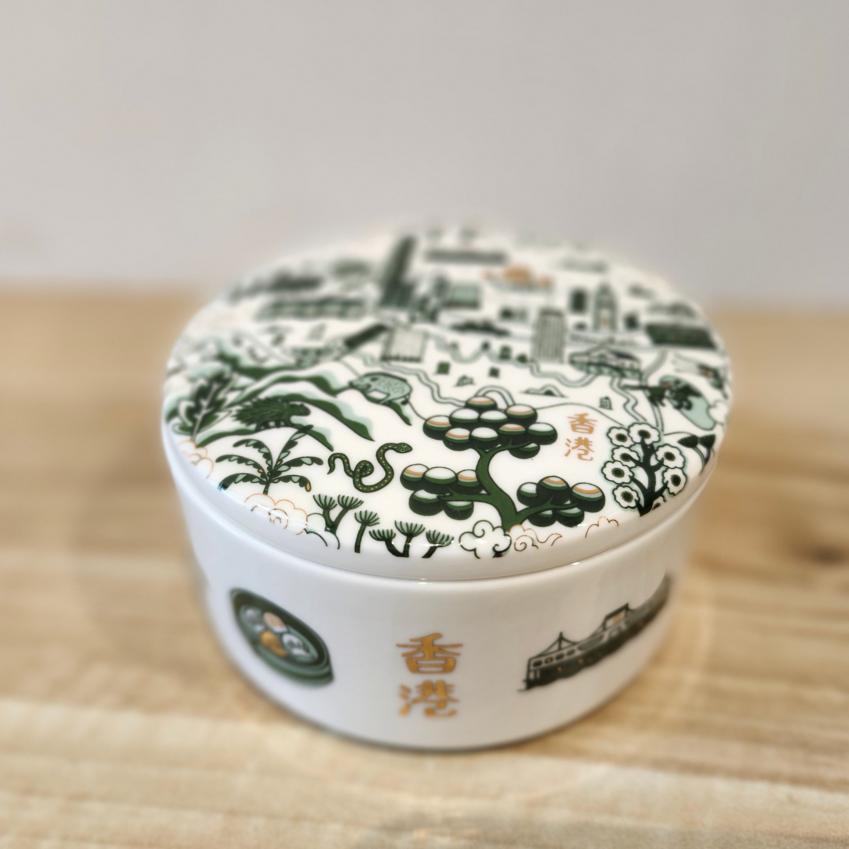 Green and gold HK Willow pattern fine bone china trinket box, Faux