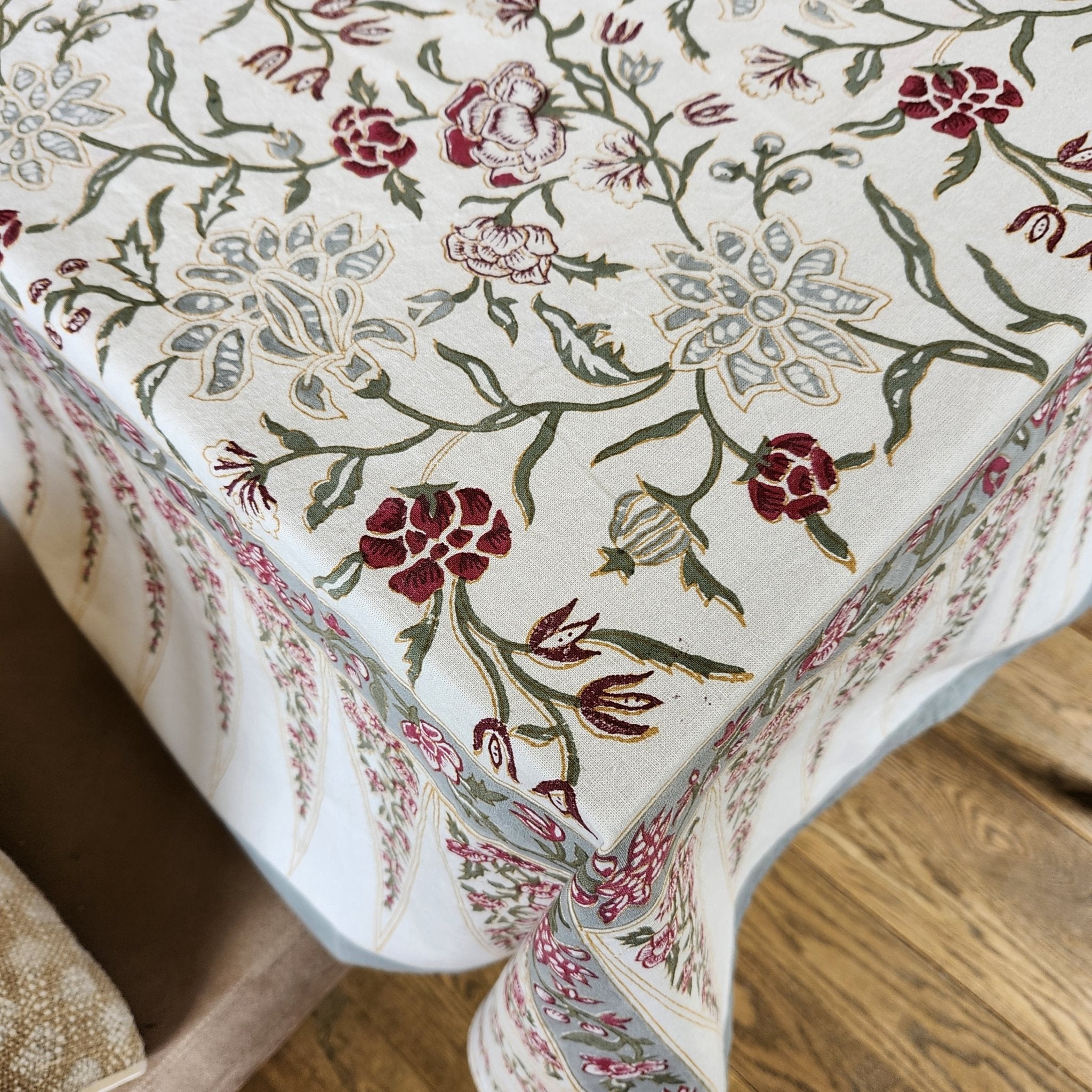 Silver Flower classic block-print tablecloth