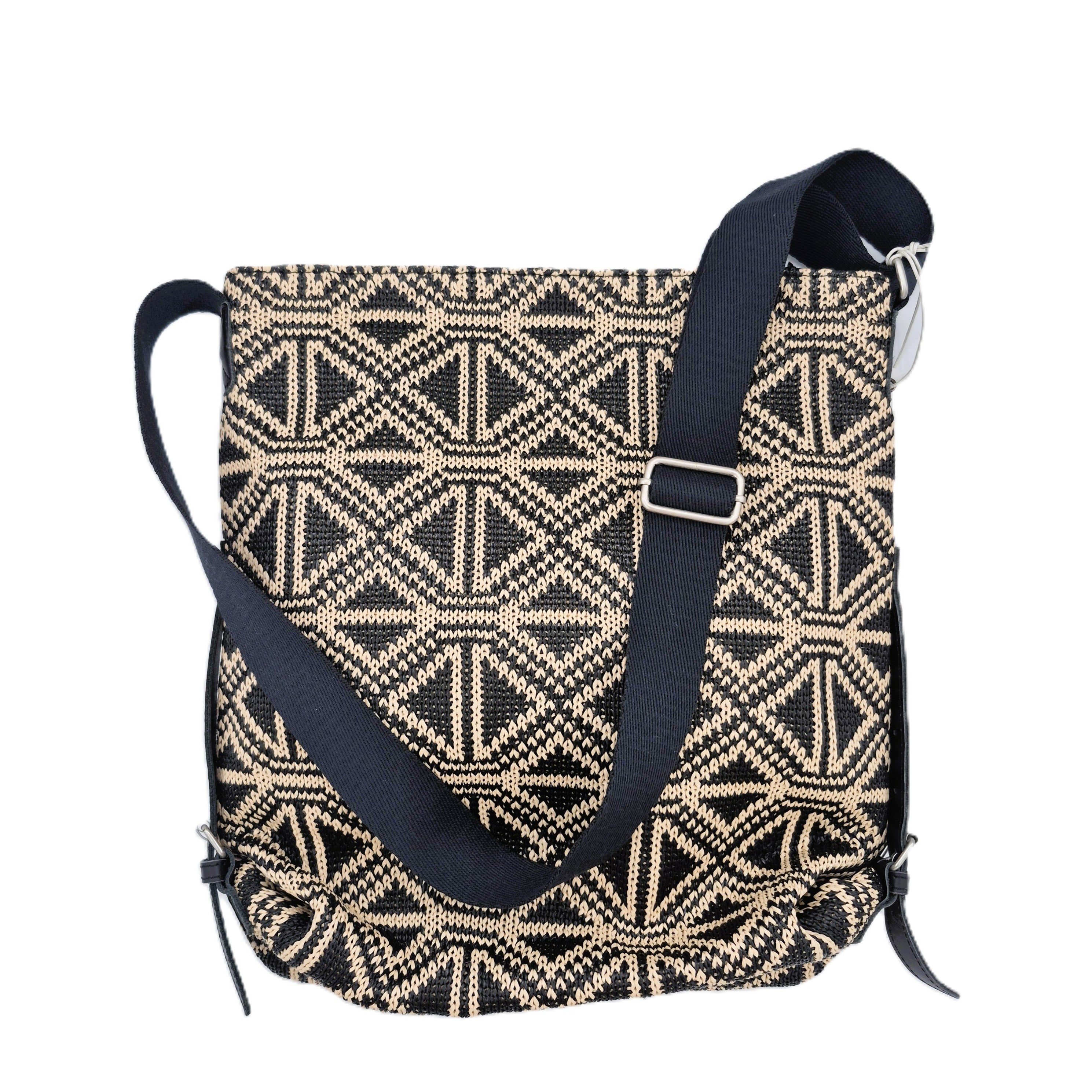 Diamond straw-weave shoulder bag with leather trim