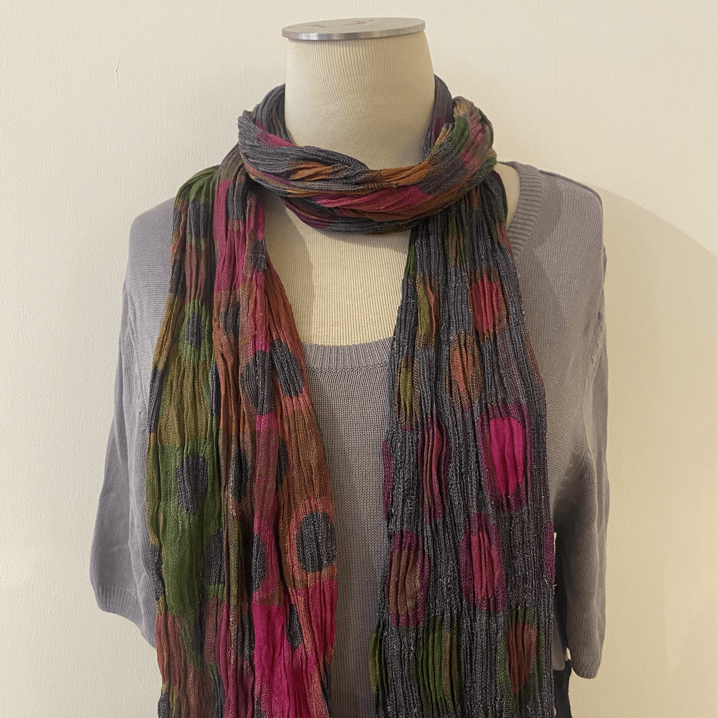 Hand-woven silk scarf with an abstract pattern, 60 x 180 cm, India
