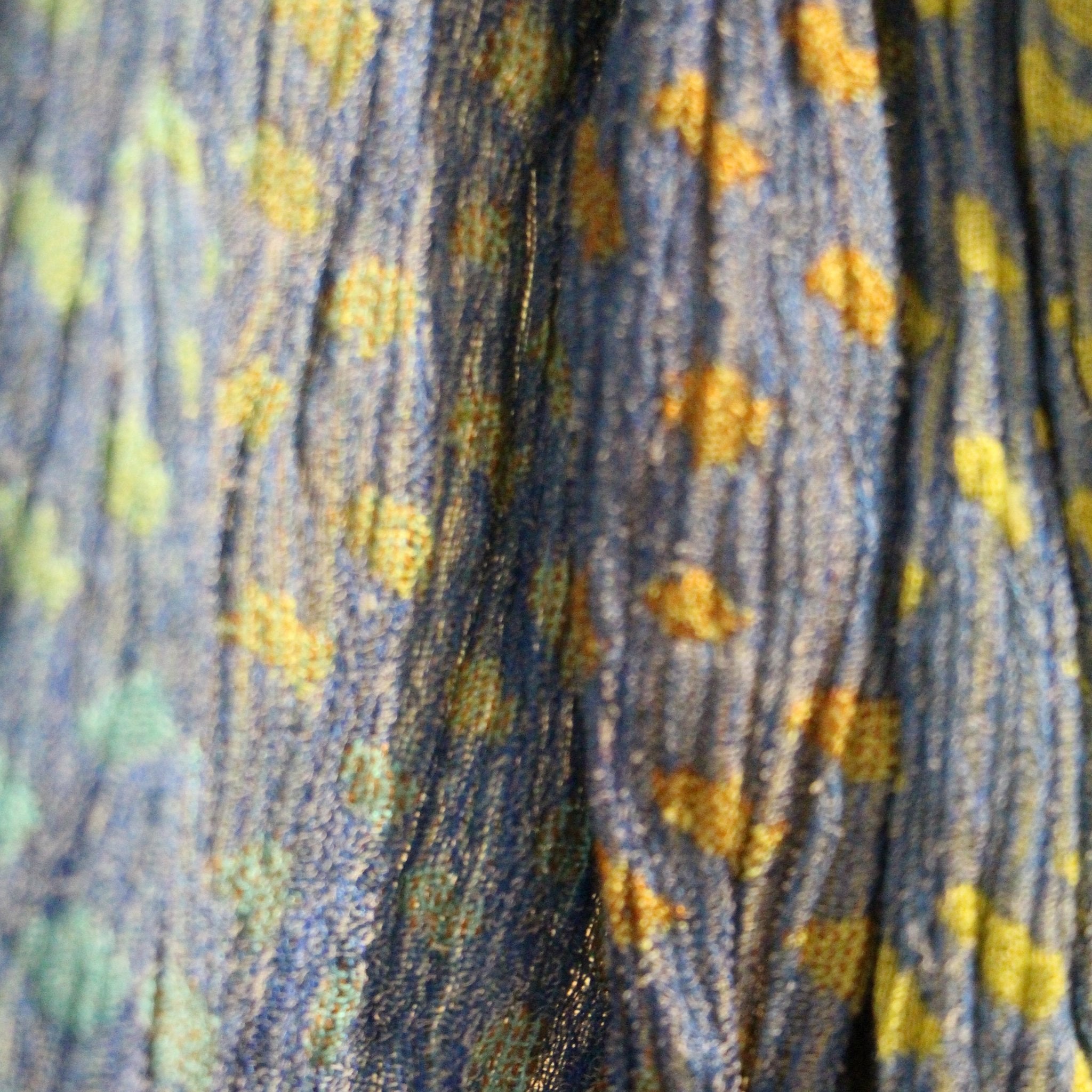 Hand-woven silk Star Diamond scarf, detail of the star pattern, India