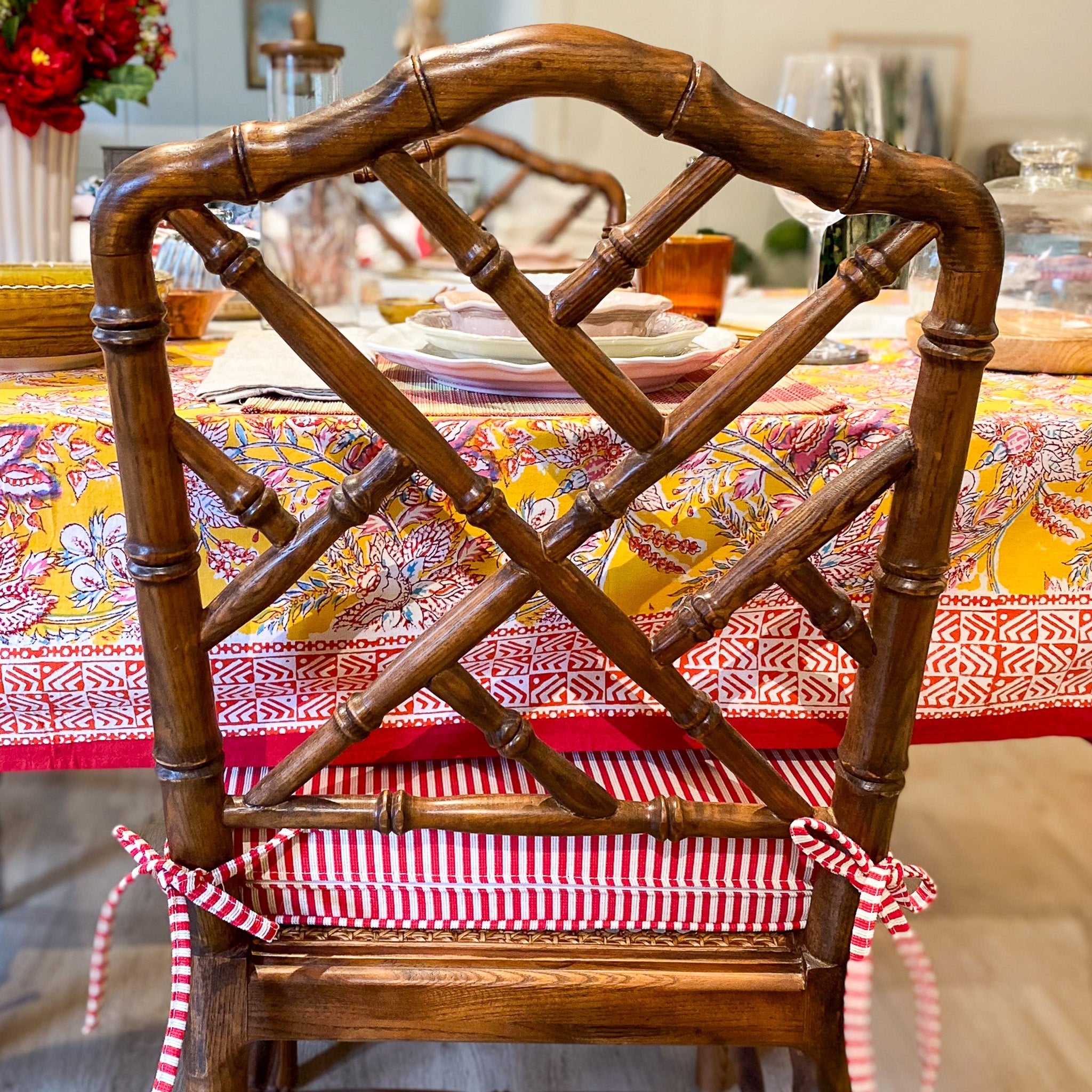 Pimlico chair cushion in stripes, memory foam, styled