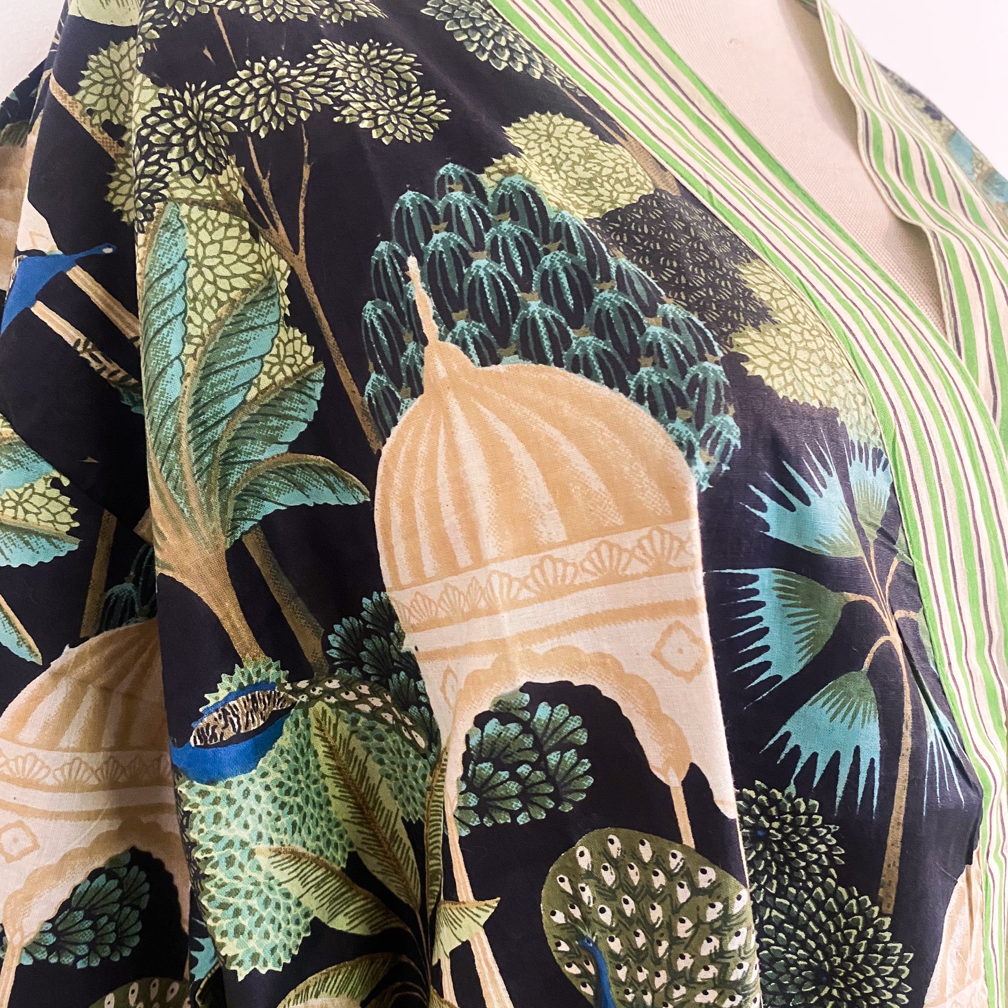Paradise peacock cotton robe in black, machine washable, detail
