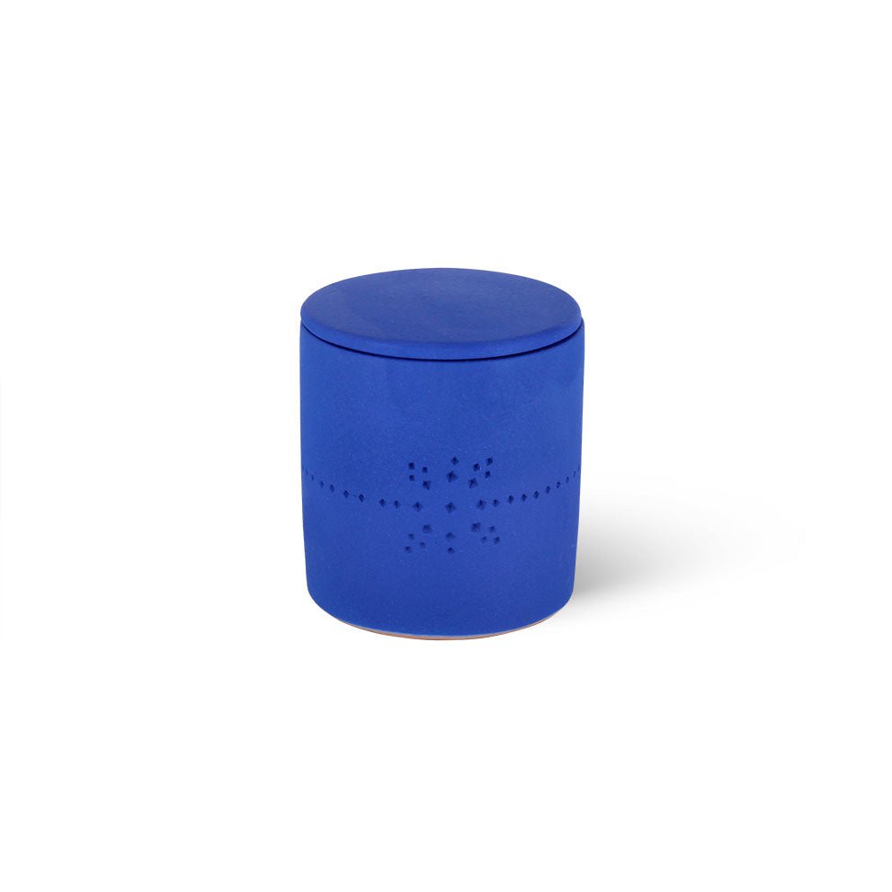 Izza Blue Mandarin candle, blue ceramic pot, side view