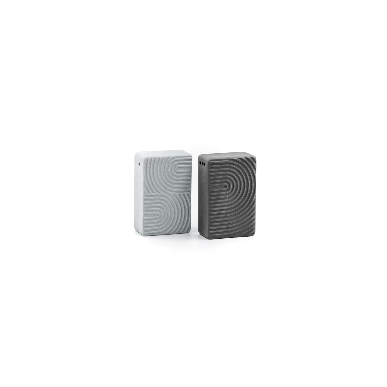 Bomshbee Silo porcelain salt and pepper set, detail