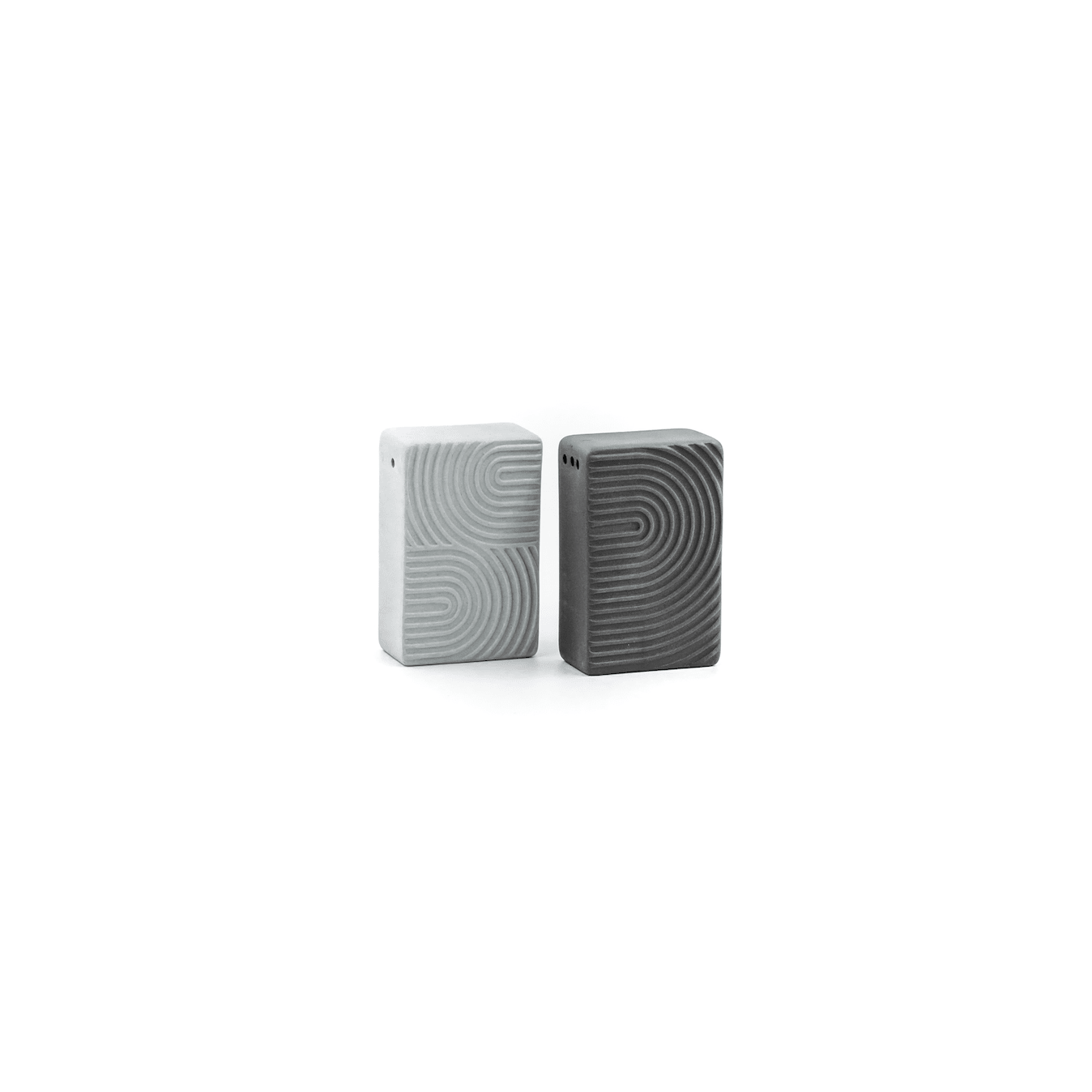 Bomshbee Silo porcelain salt and pepper set, detail