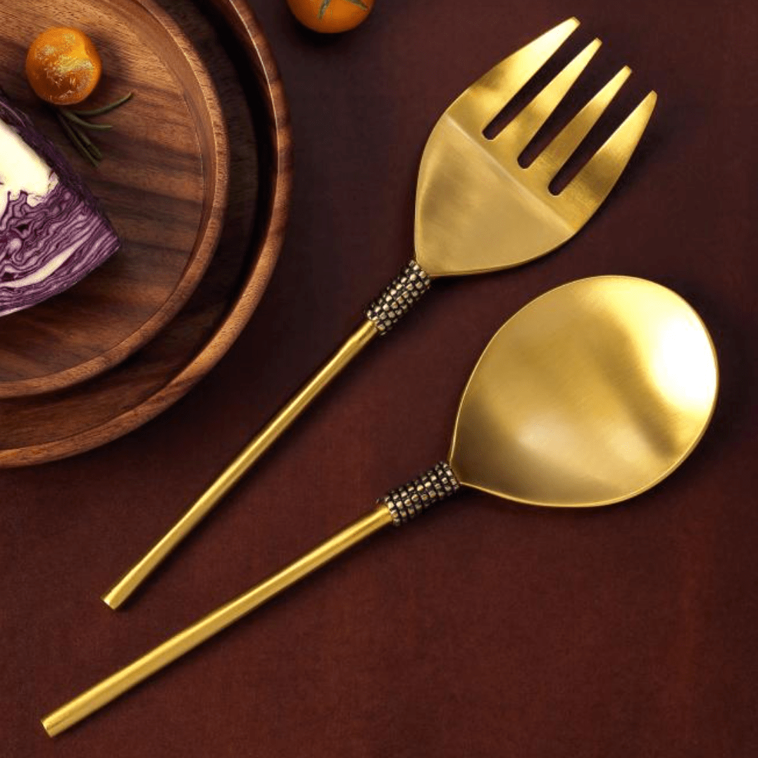 Brass salad servers with gold finish, set of two, detail view