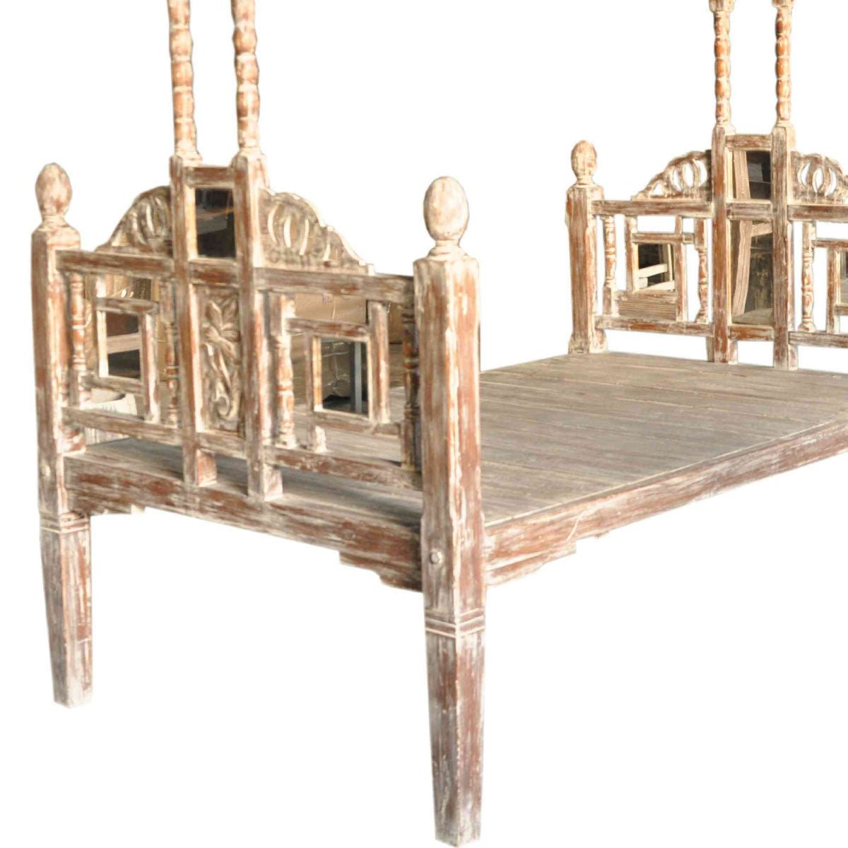 Canopy Bed With Mirror Inlay