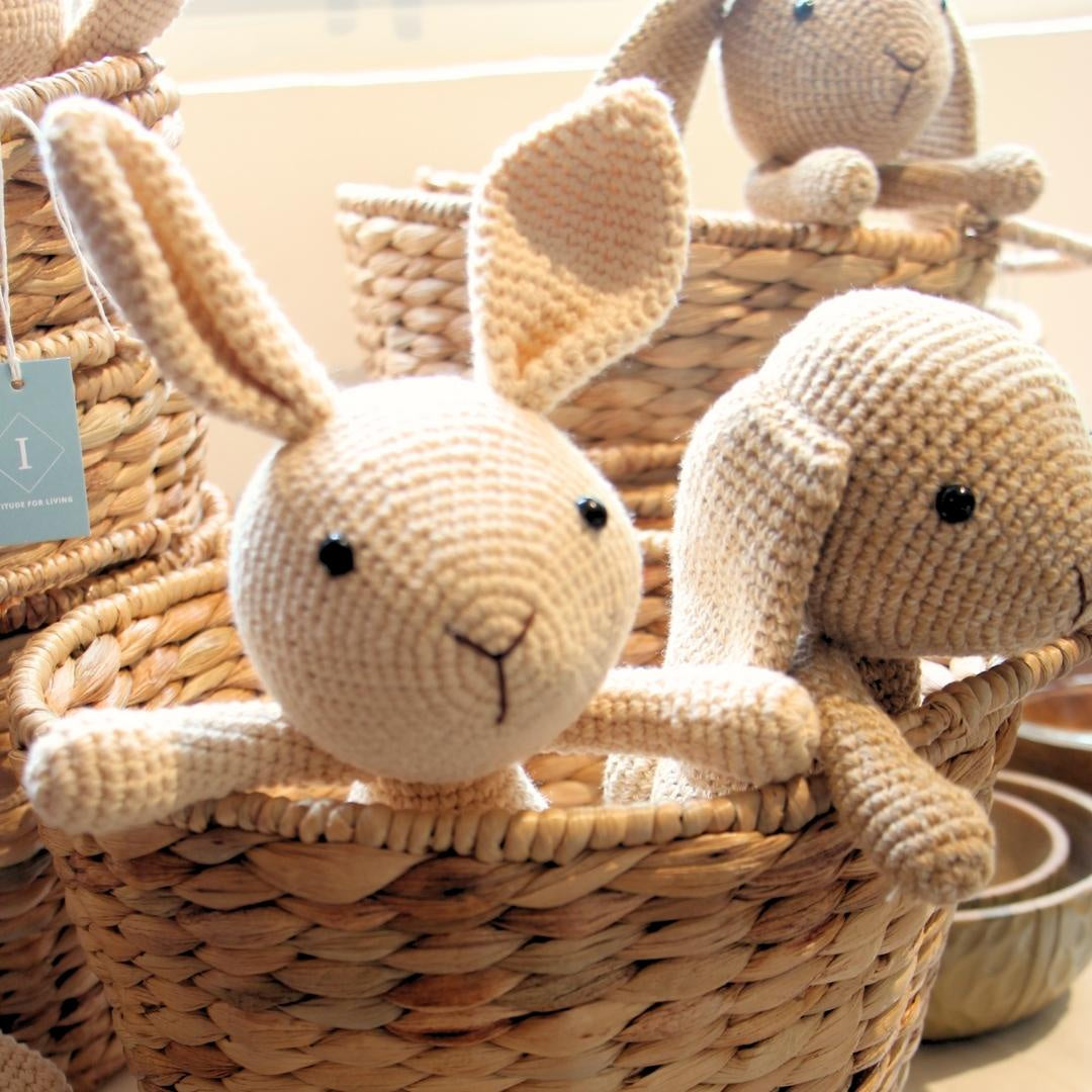 Hand-crocheted cotton bunny toy, soft and stuffed, 25 to 30 cm
