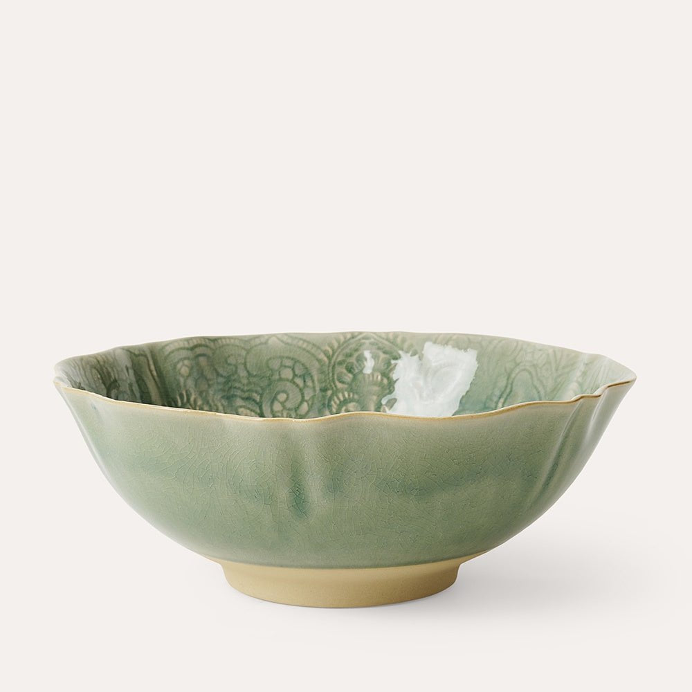Sthal antique serving bowl with scalloped edge, 26cm white stoneware, made in Portugal