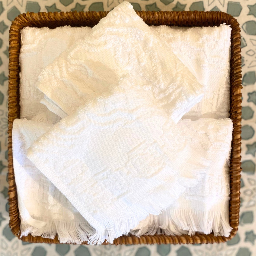 Set of 6 Bo jacquard cotton face towels in white