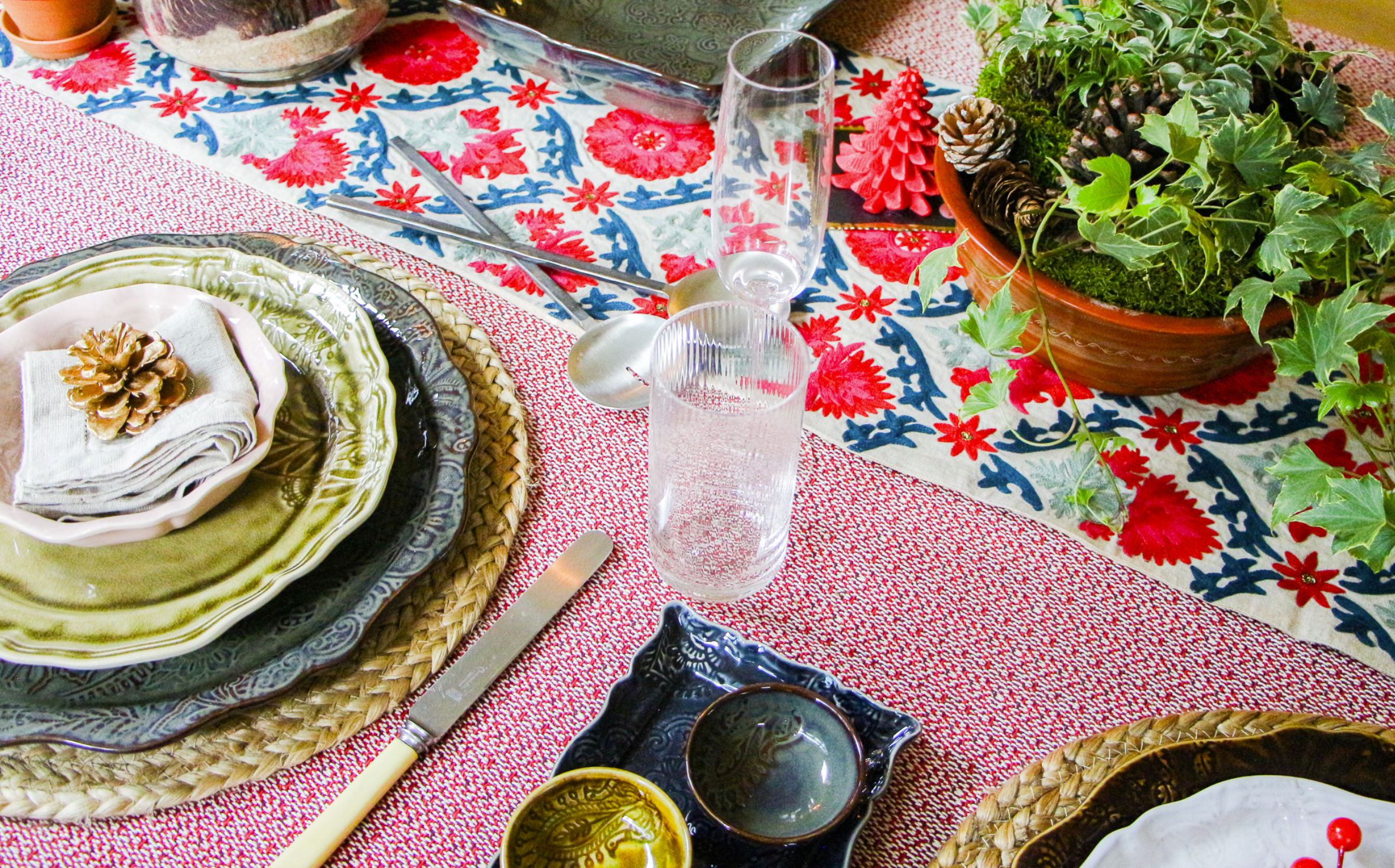 How to master your Christmas table setting