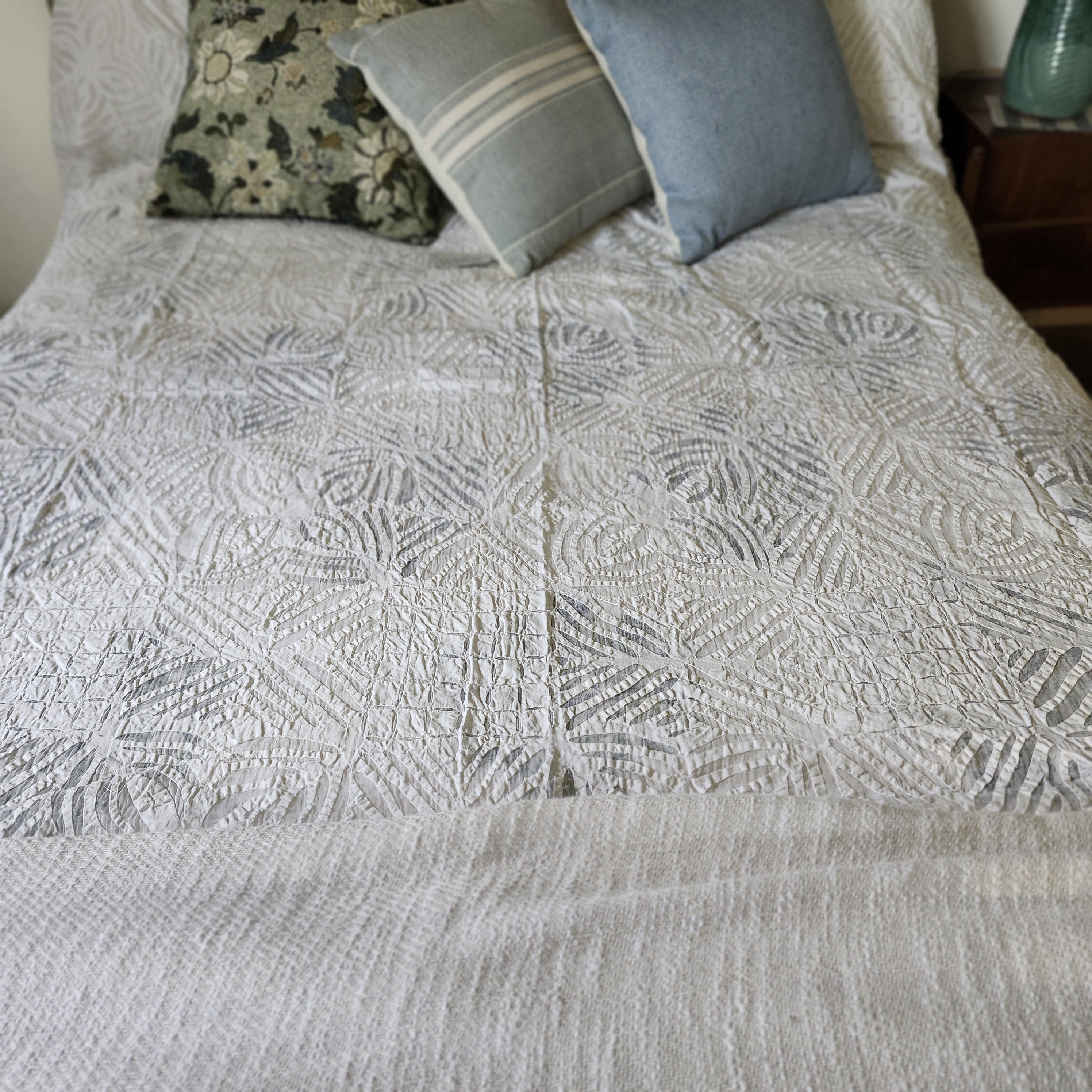 White cotton bedspread with organza applique cutwork, queen size, handmade in Jaipur