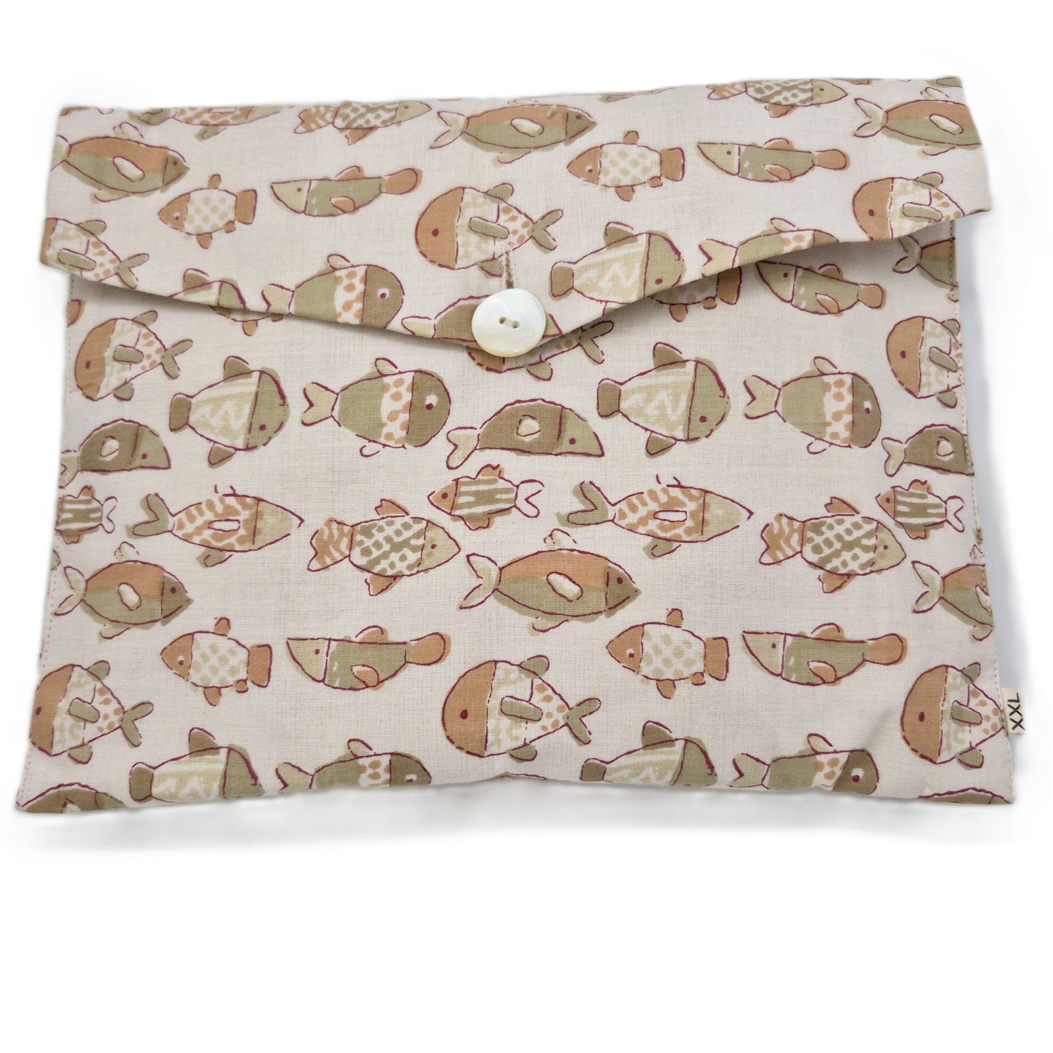 Kids' fish-print long pyjamas in taupe with contrast trim