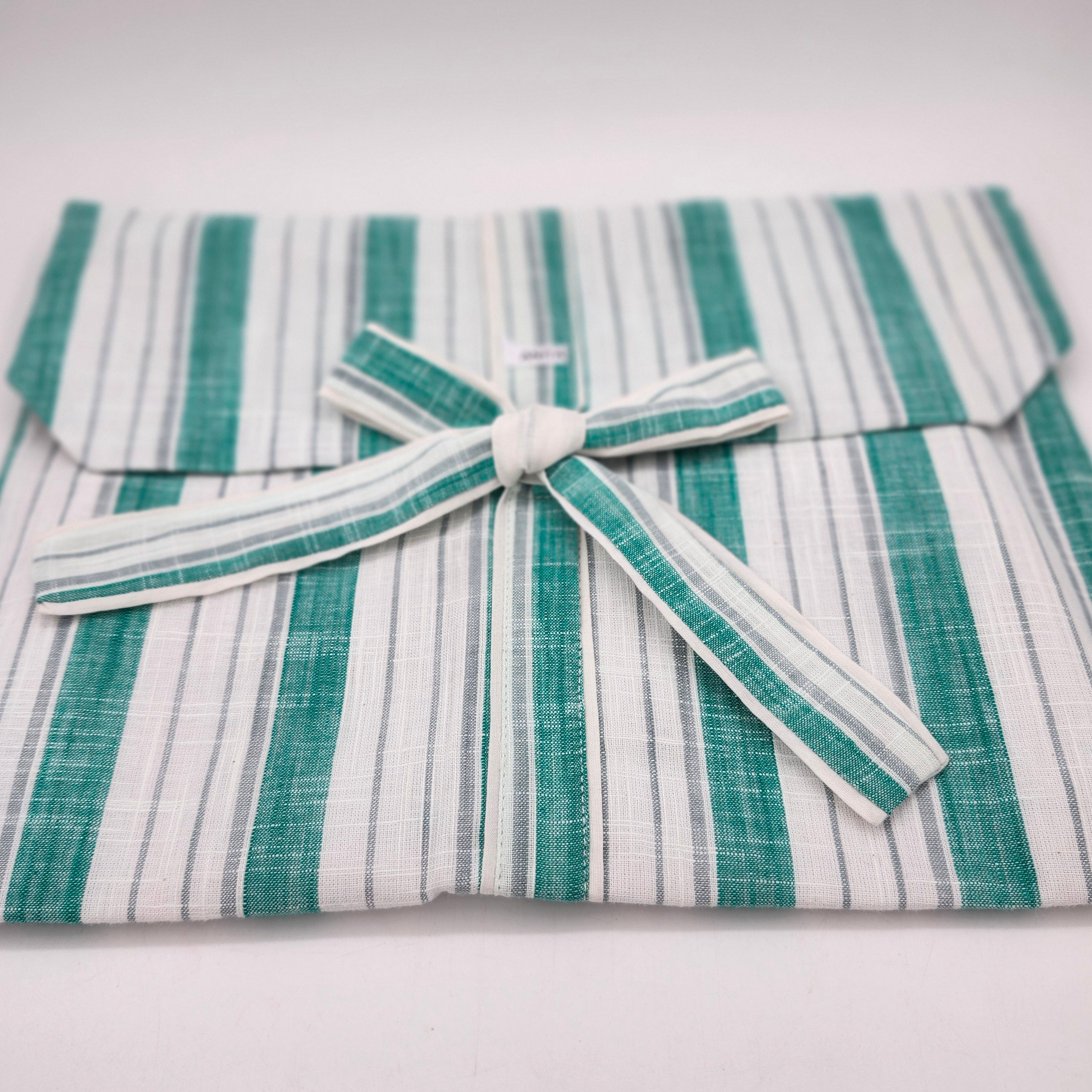 Cabana striped pyjama set with envelope bag