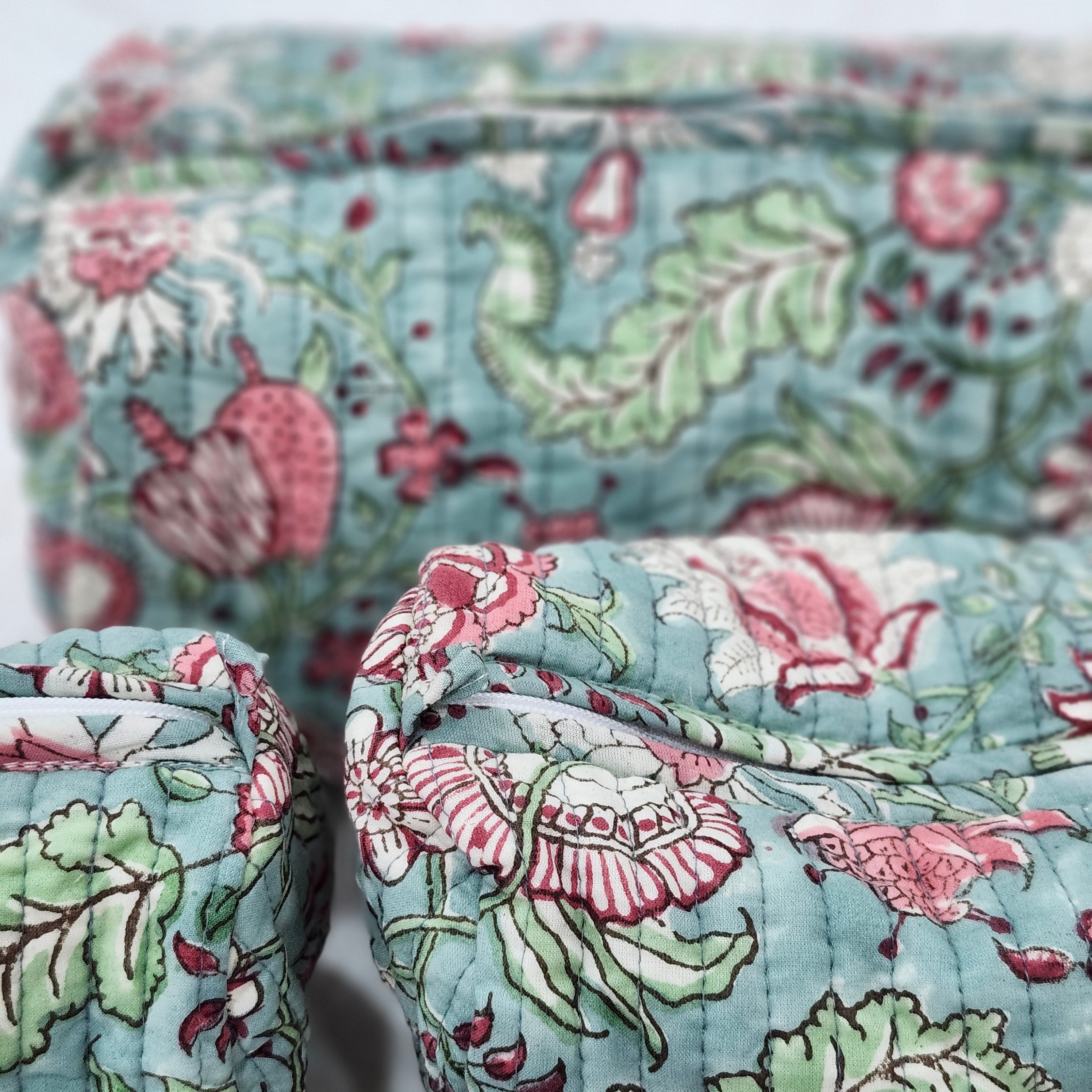Hibiscus block-print wash bag with a lined interior