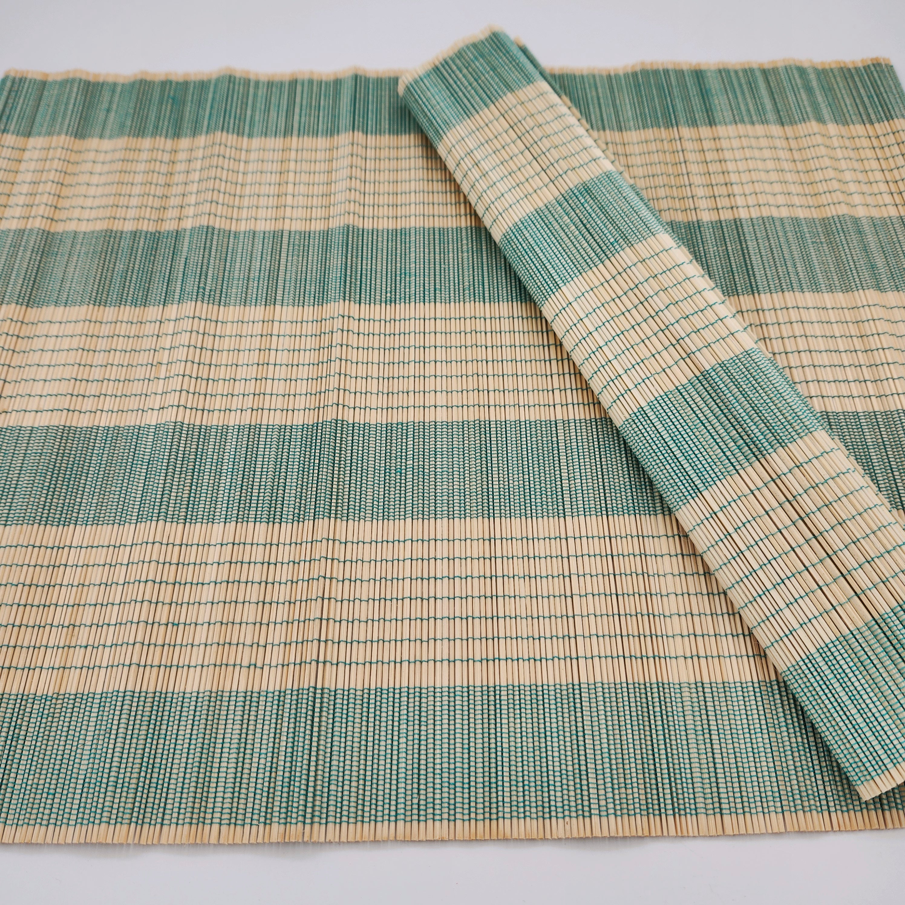 Turquoise woven bamboo placemat, 38 x 30 cm
